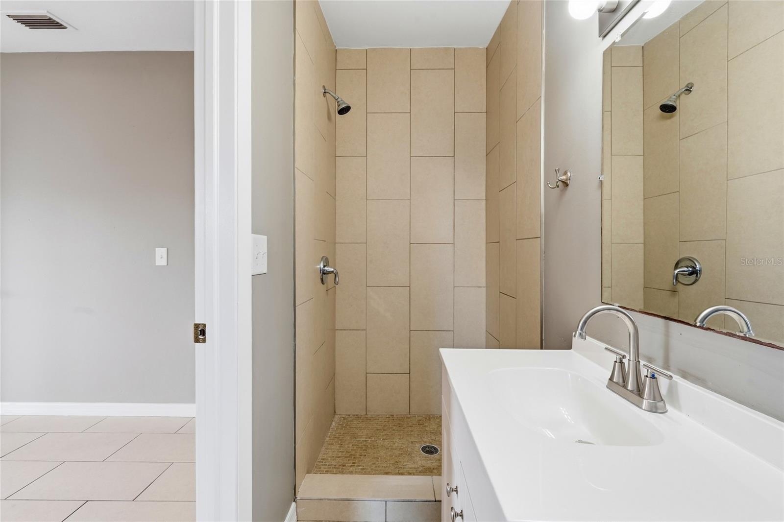 363 GLEN OAK RD, VENICE, FL, 34293