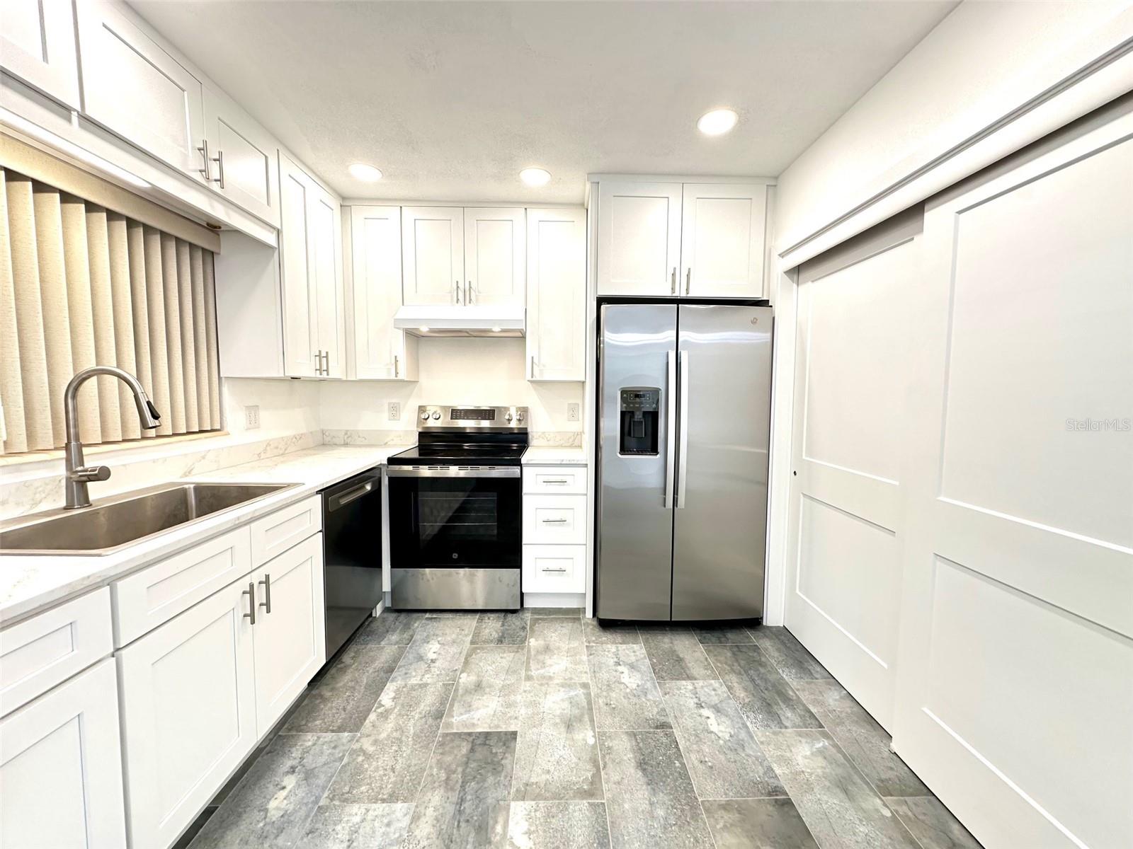 10 158TH AVE, REDINGTON BEACH, FL, 33708