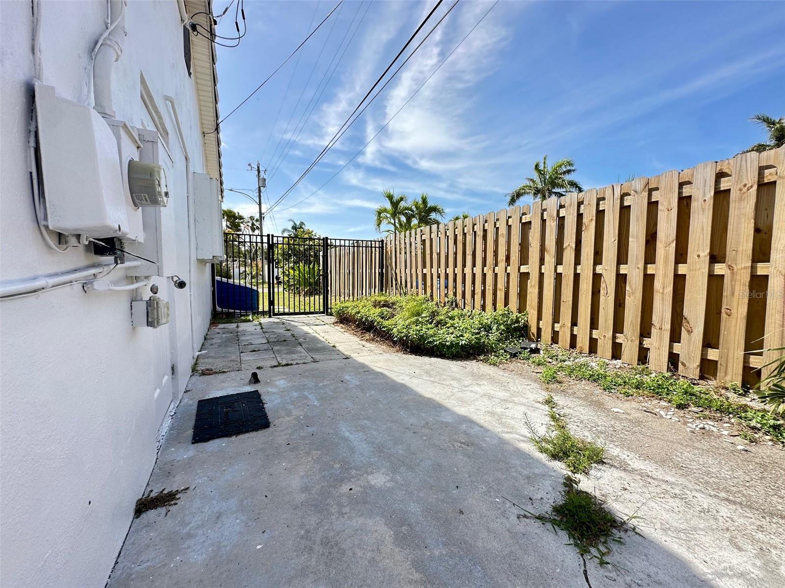 10 158TH AVE, REDINGTON BEACH, FL, 33708