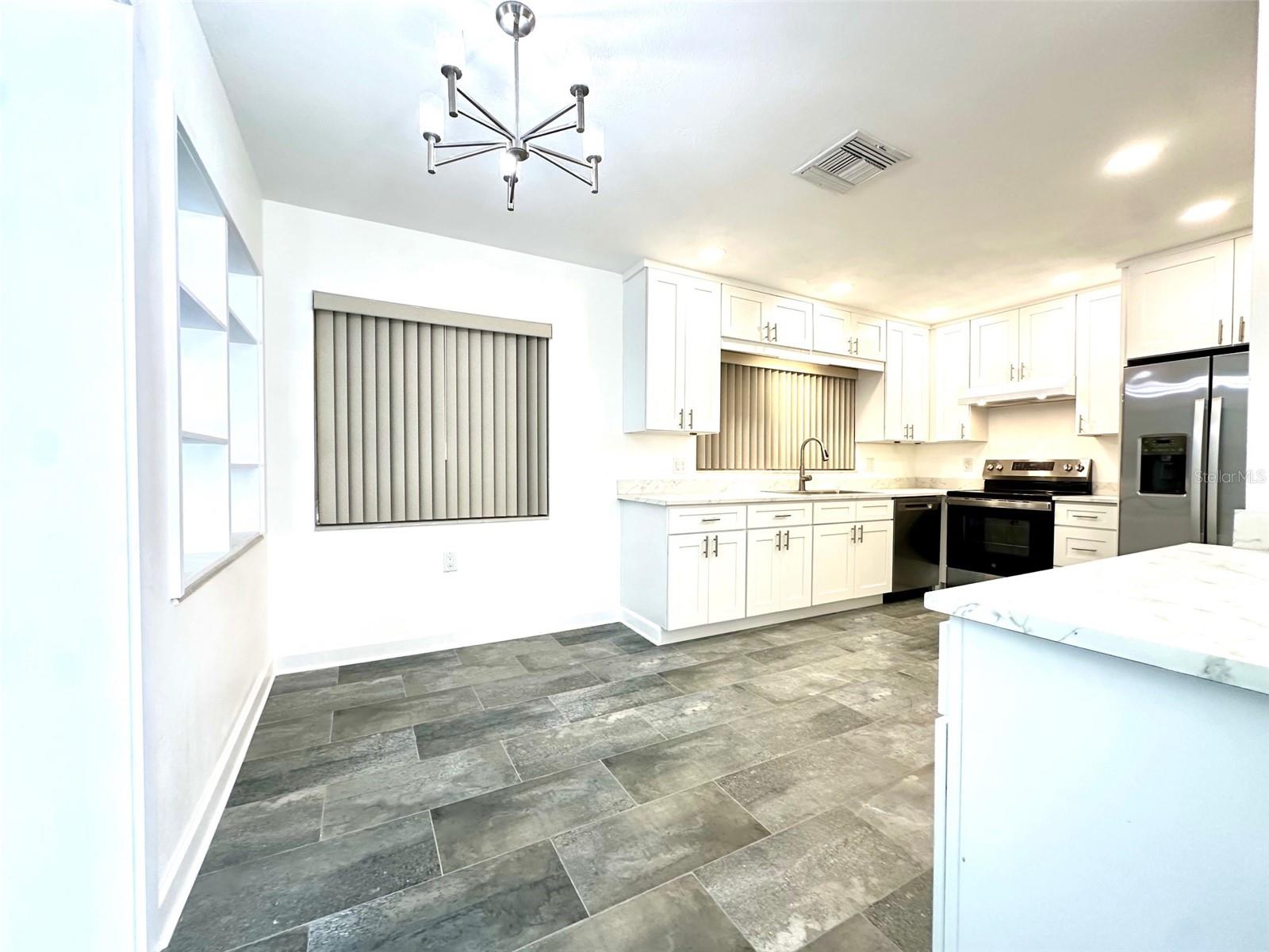 10 158TH AVE, REDINGTON BEACH, FL, 33708