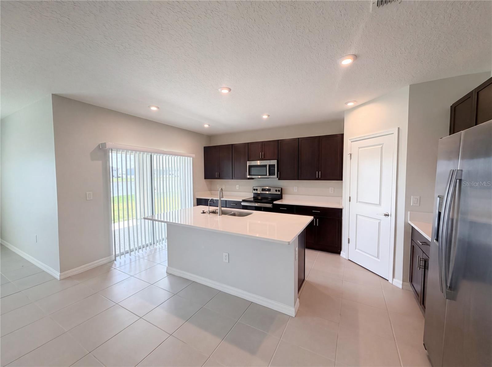 221 AQUAMARINE LN, KISSIMMEE, FL, 34758