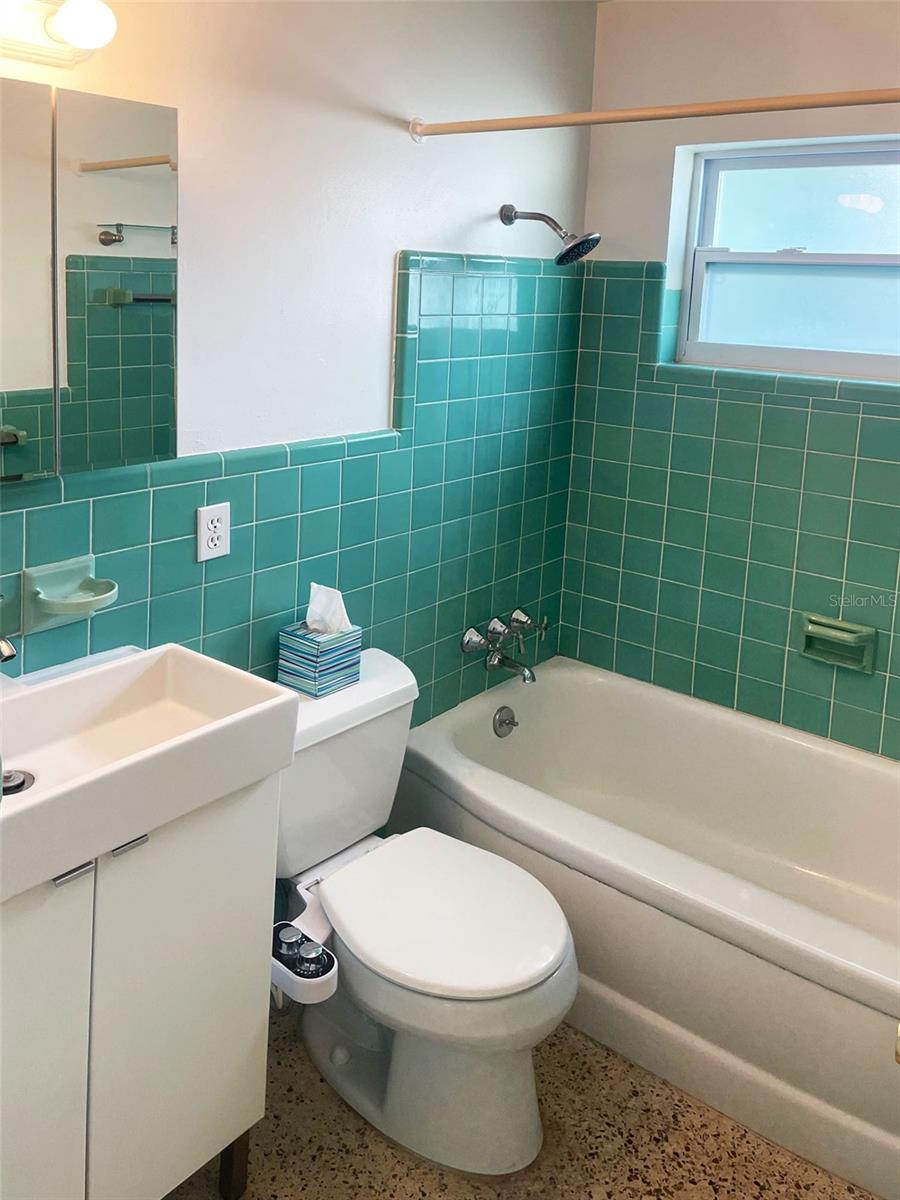 661 63RD AVE S, ST PETERSBURG, FL, 33705