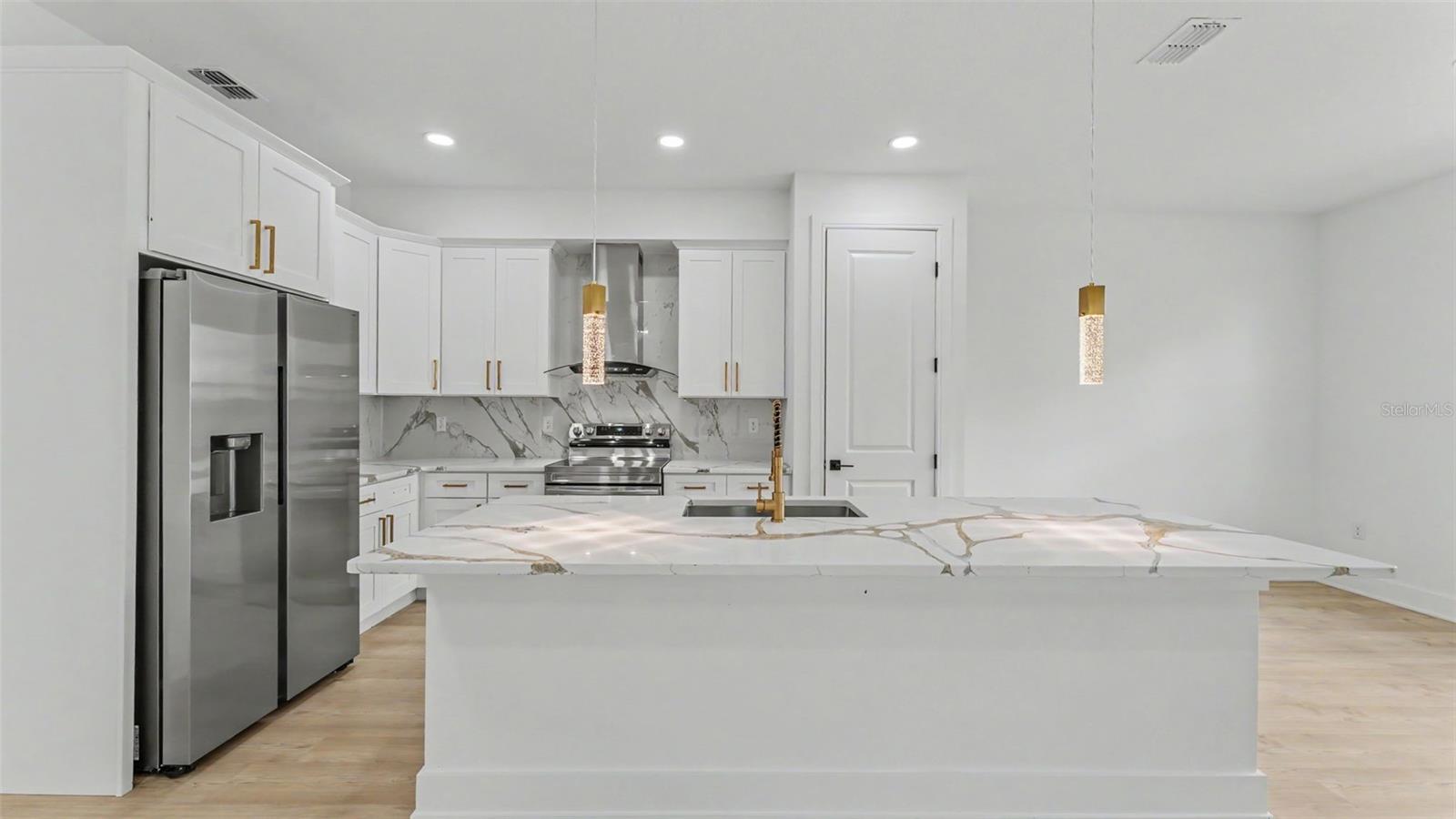 1477 HOLLY HILL RD, DAVENPORT, FL, 33837