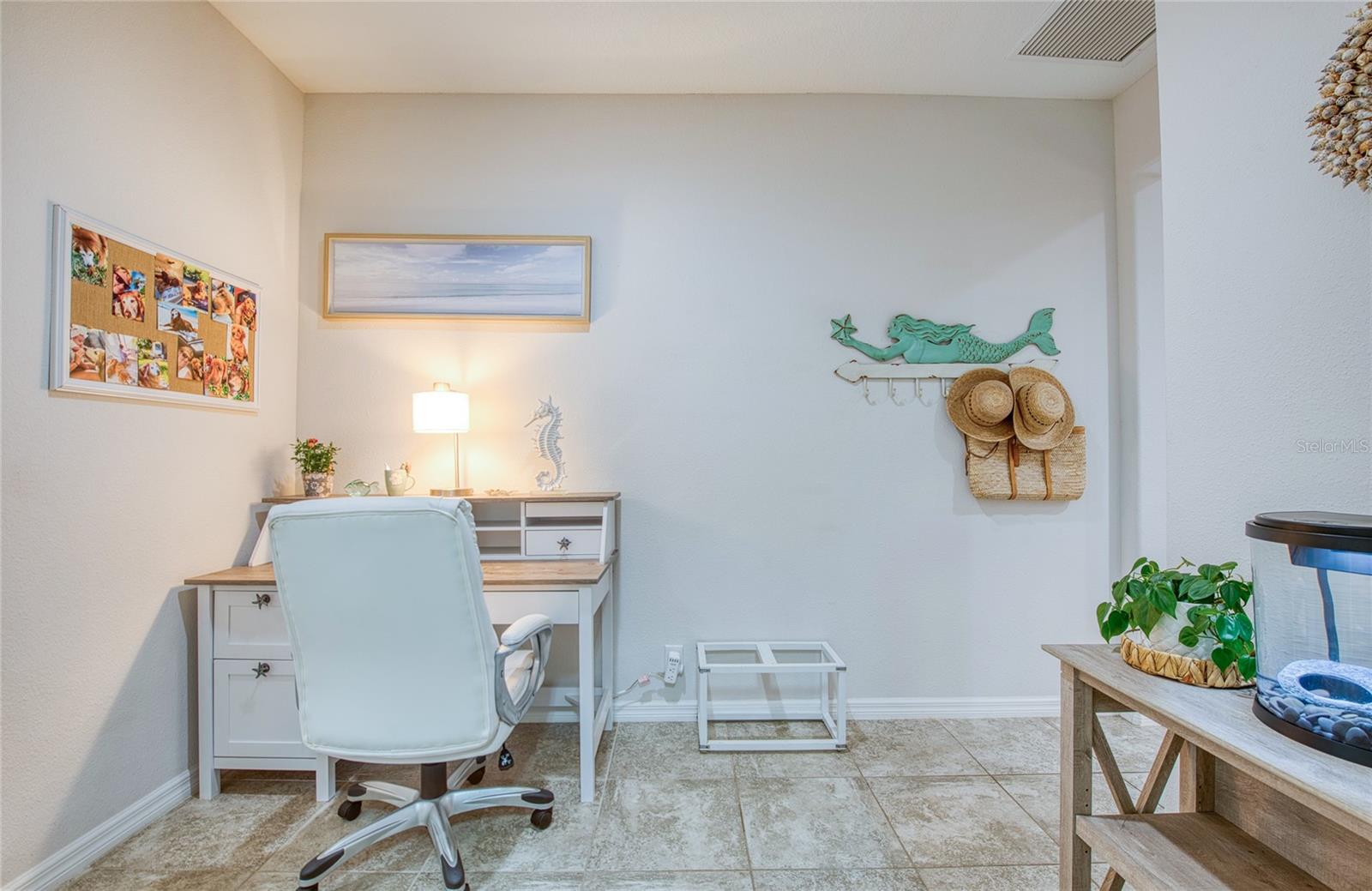 8099 PINE CREST ST, SEMINOLE, FL, 33777