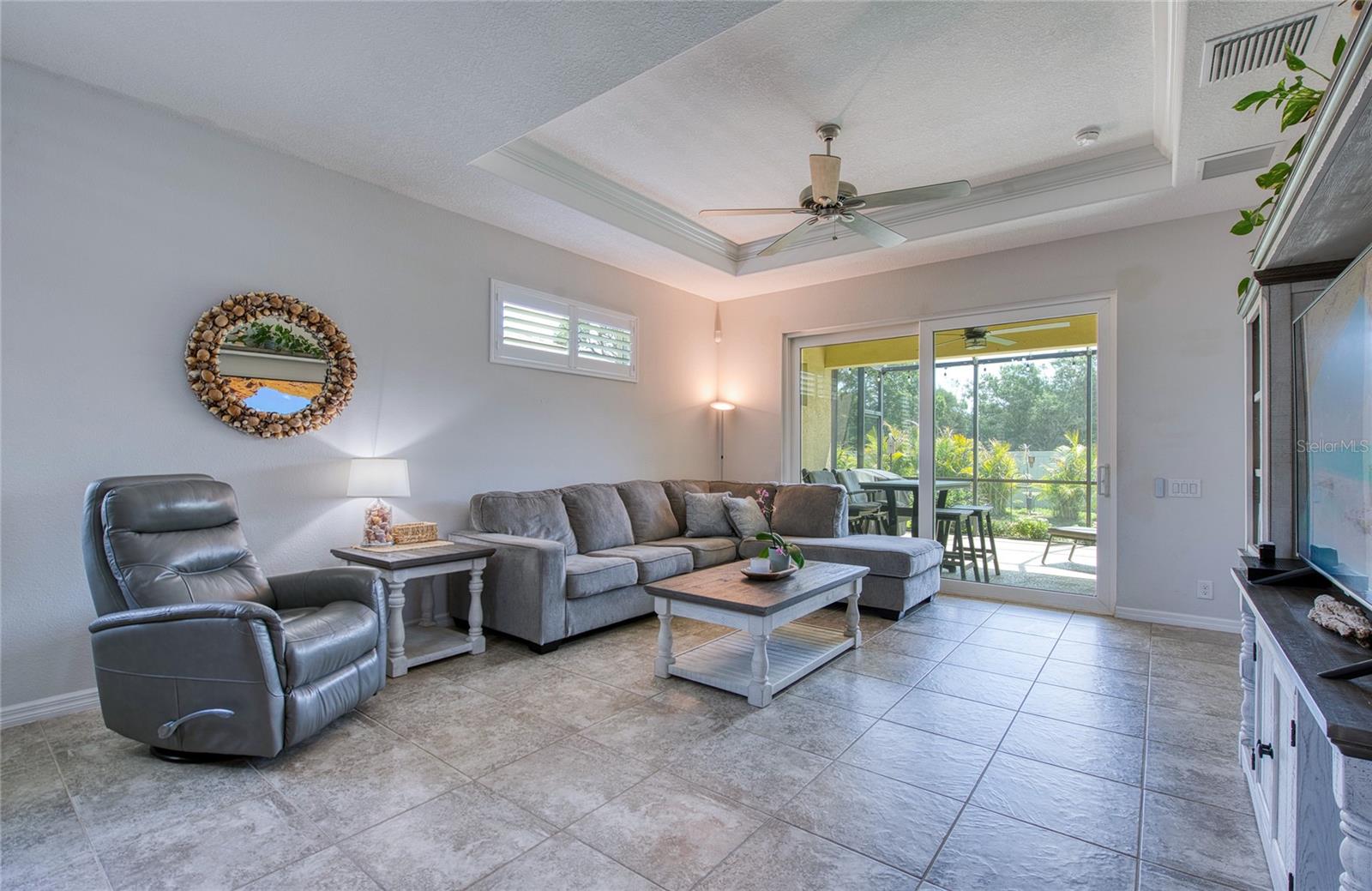 8099 PINE CREST ST, SEMINOLE, FL, 33777