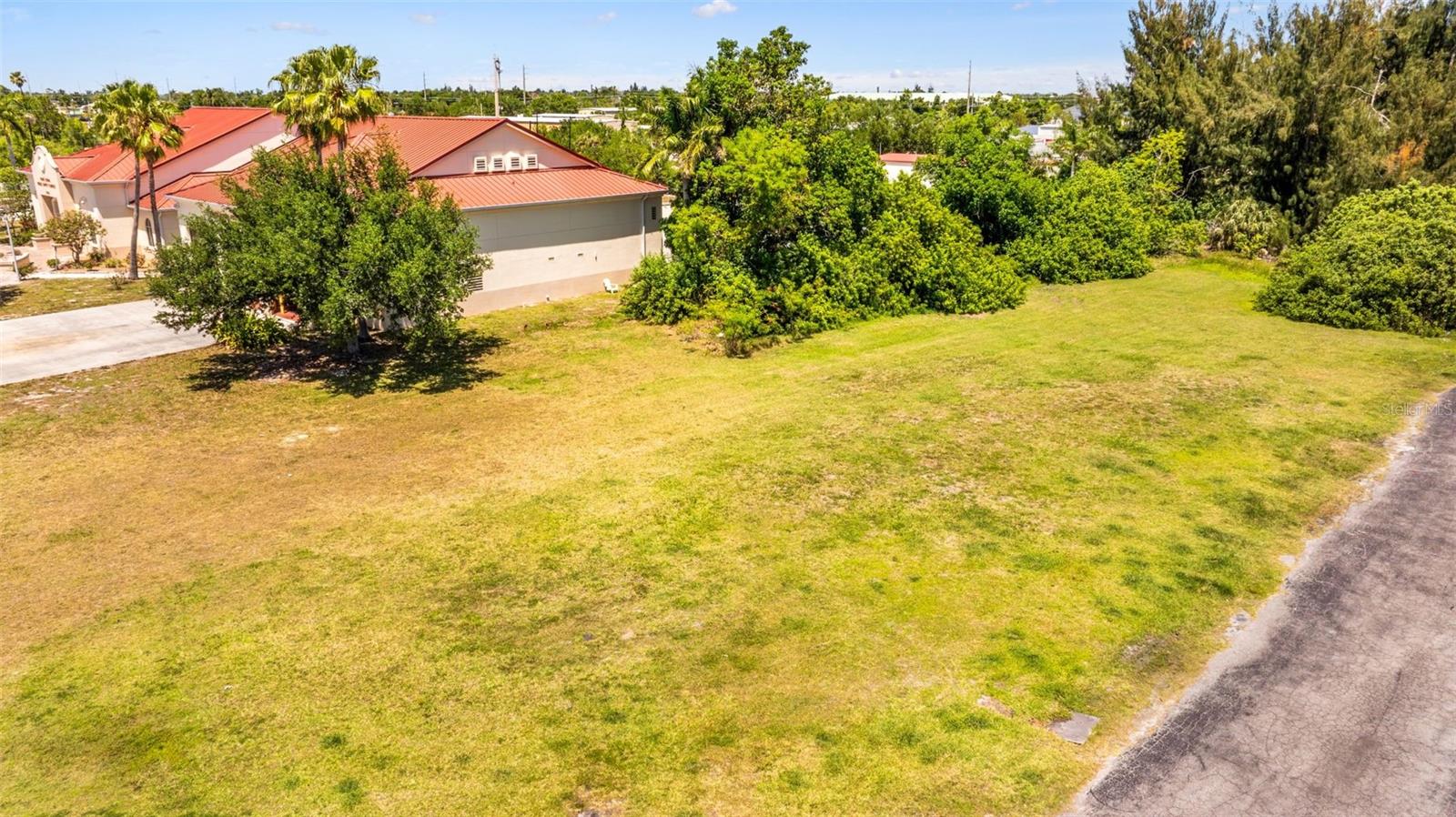 1500 TAMIAMI TRL, PUNTA GORDA, FL, 33950