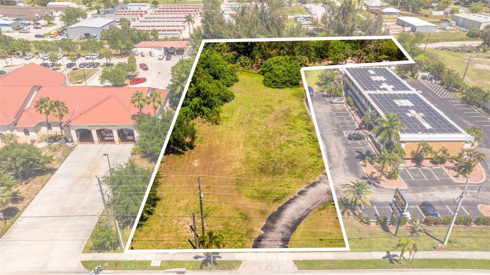 1500 TAMIAMI TRL, PUNTA GORDA, FL, 33950