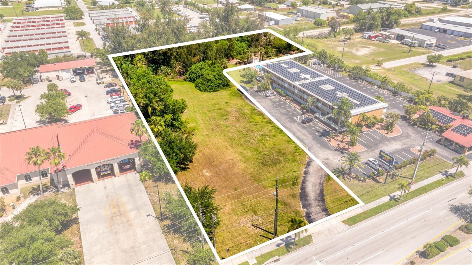 1500 TAMIAMI TRL, PUNTA GORDA, FL, 33950