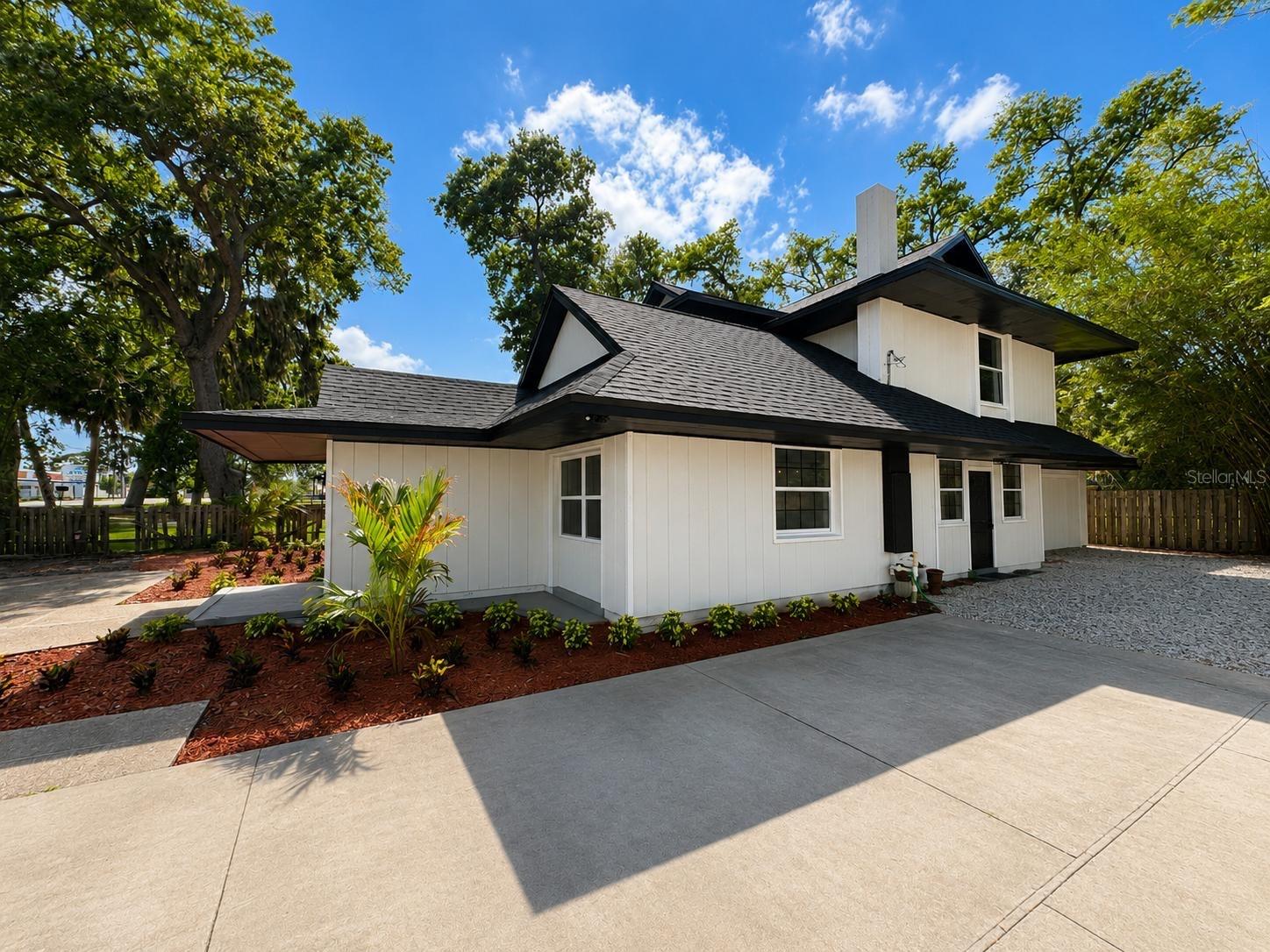 332 BIG TREE RD, SOUTH DAYTONA, FL, 32119
