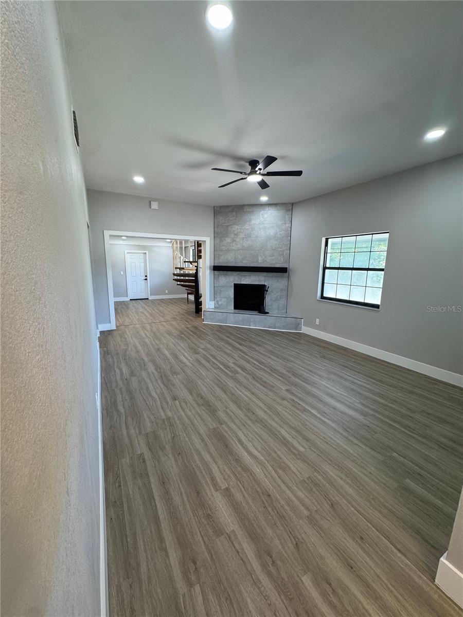 332 BIG TREE RD, SOUTH DAYTONA, FL, 32119