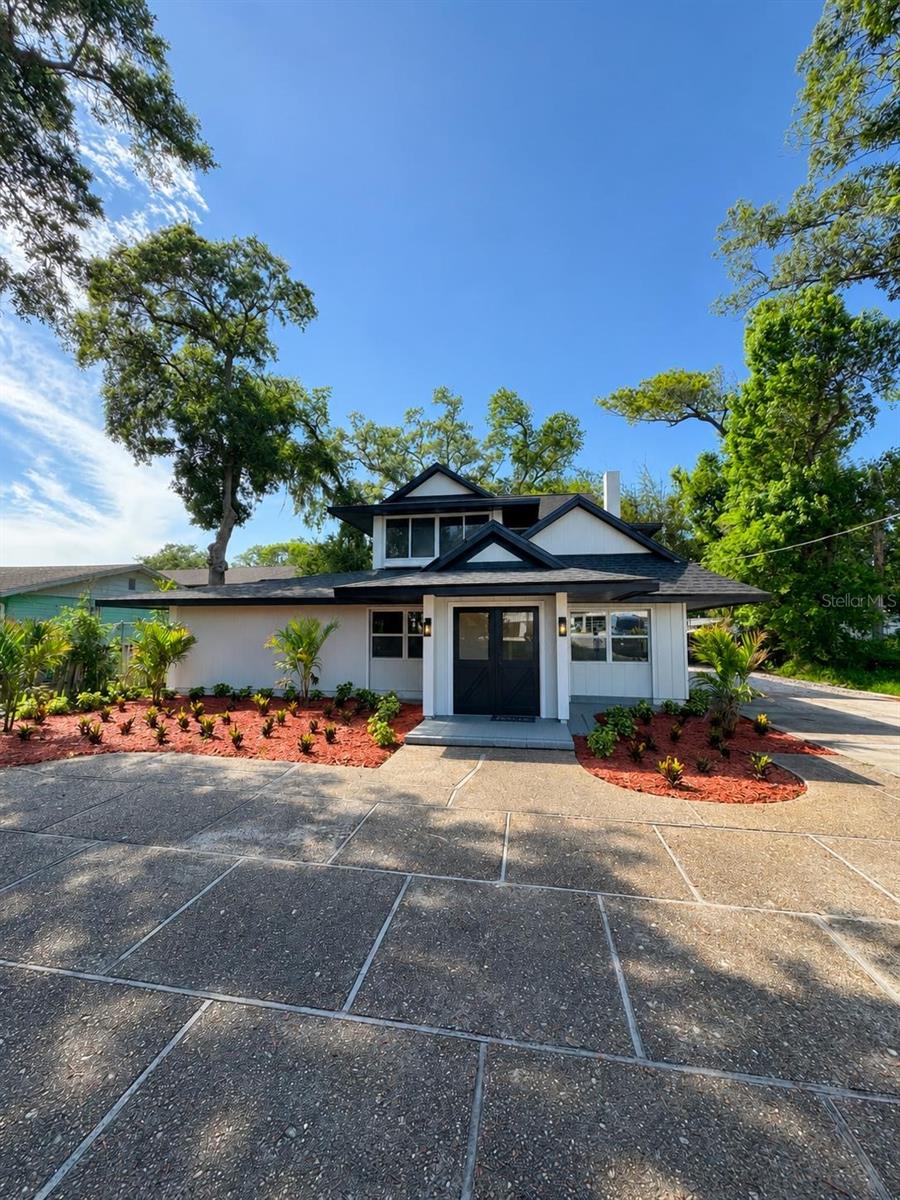 332 BIG TREE RD, SOUTH DAYTONA, FL, 32119