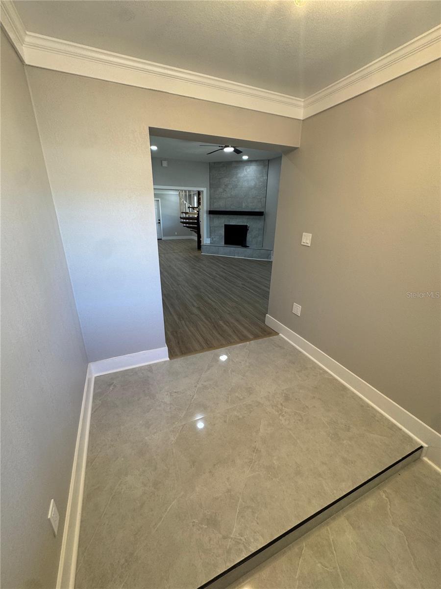 332 BIG TREE RD, SOUTH DAYTONA, FL, 32119