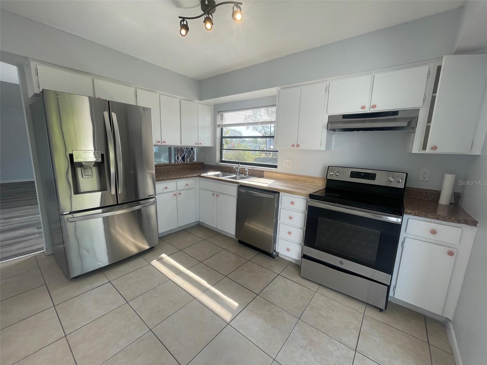 5112 BONNEDALE CT, TAMPA, FL, 33624