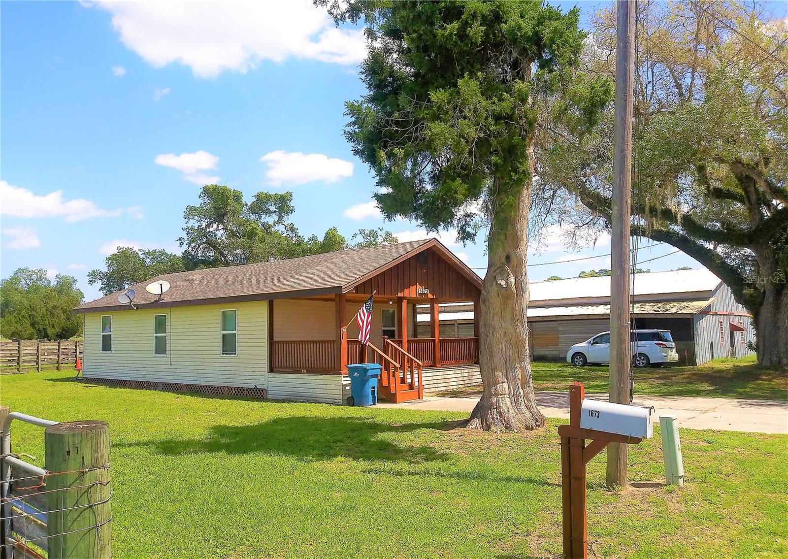 1673 BLACKWELDER RD, DE LEON SPRINGS, FL, 32130