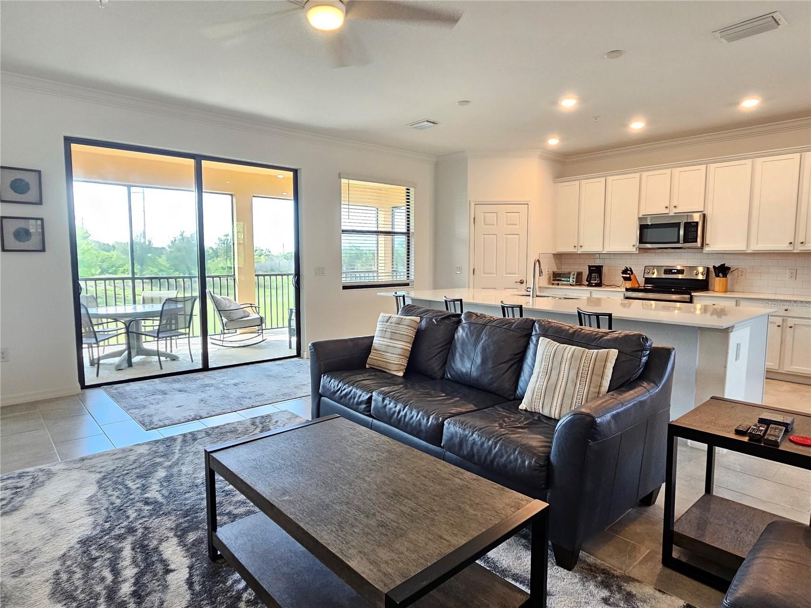 10825 TARFLOWER DR #202, VENICE, FL, 34293