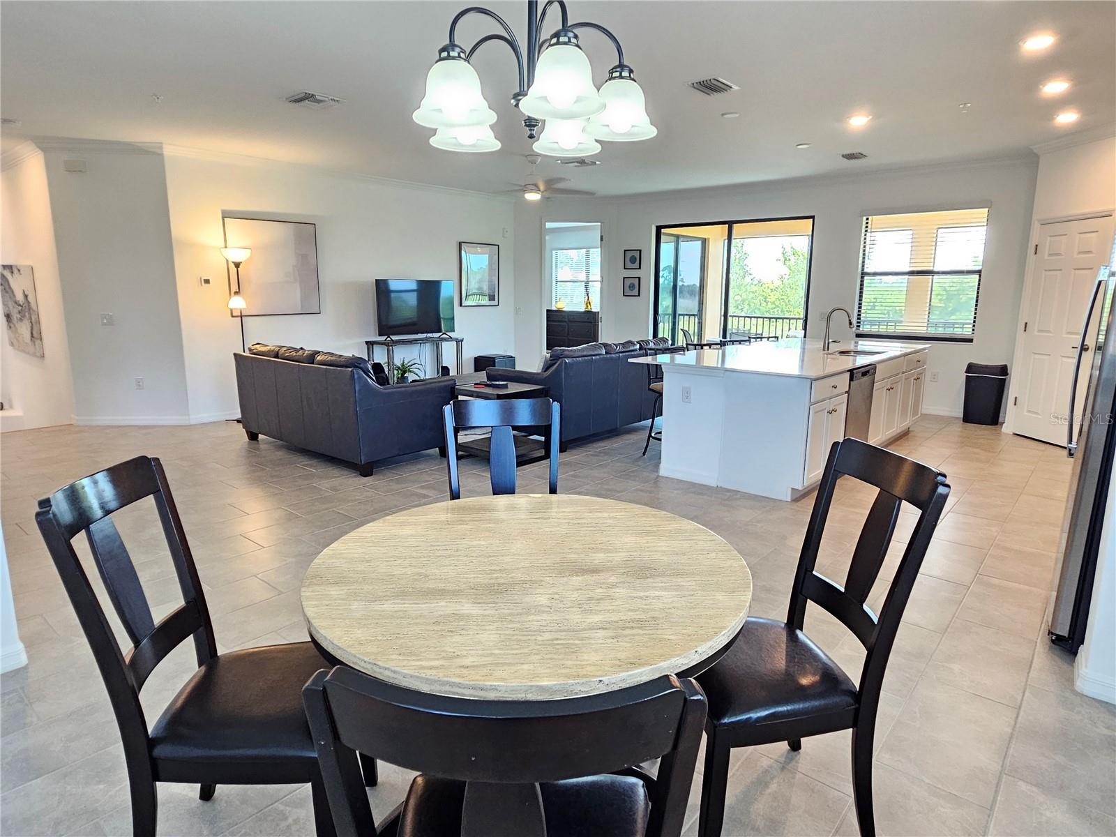 10825 TARFLOWER DR #202, VENICE, FL, 34293
