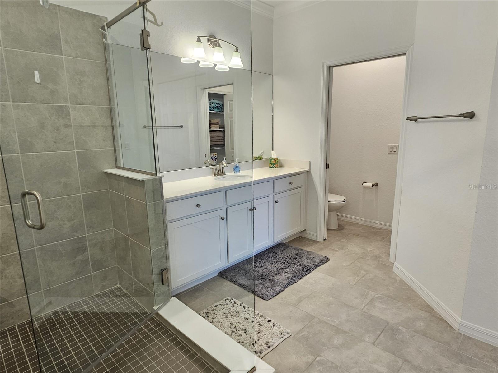 10825 TARFLOWER DR #202, VENICE, FL, 34293