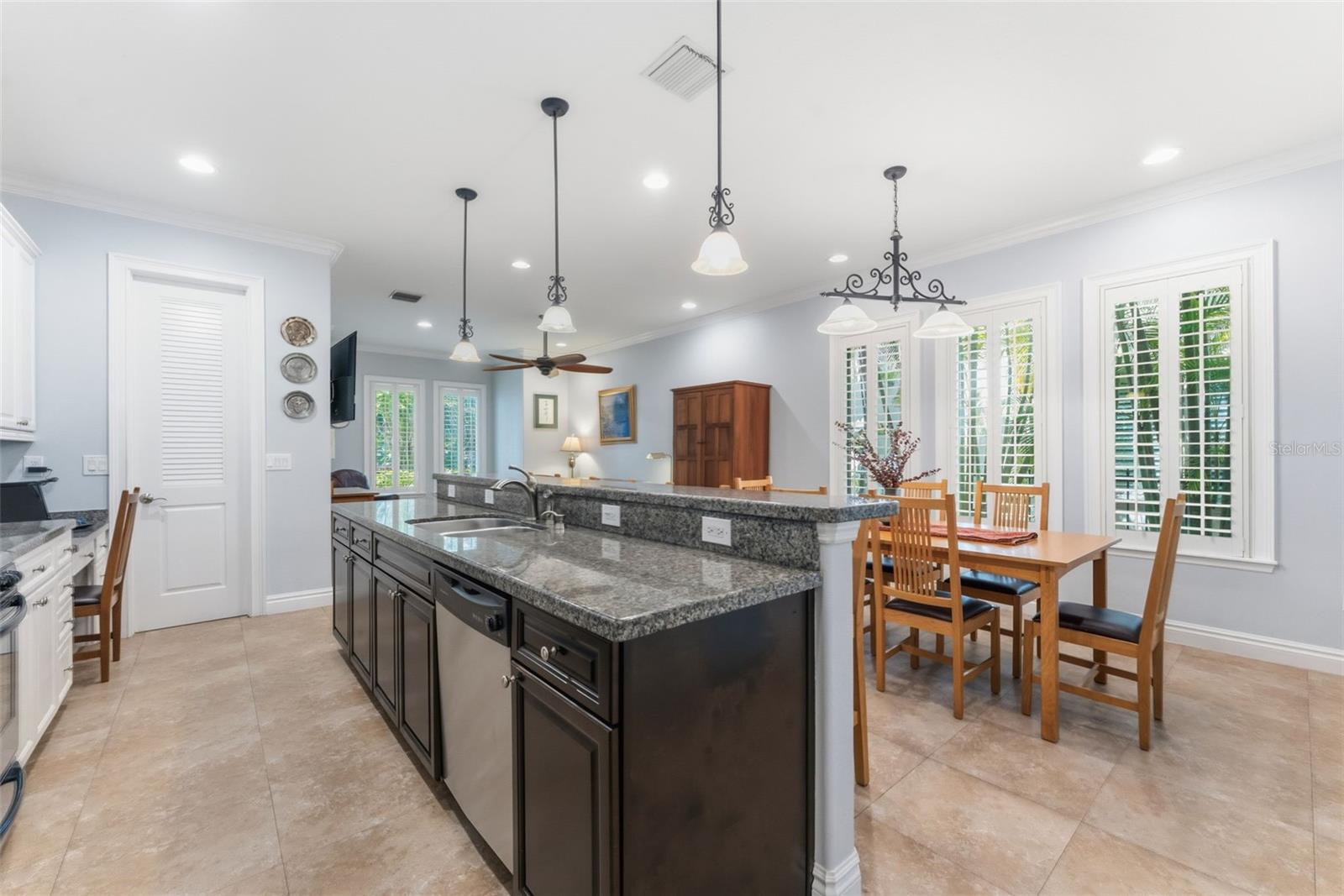 3817 W DALE AVE #4, TAMPA, FL, 33609