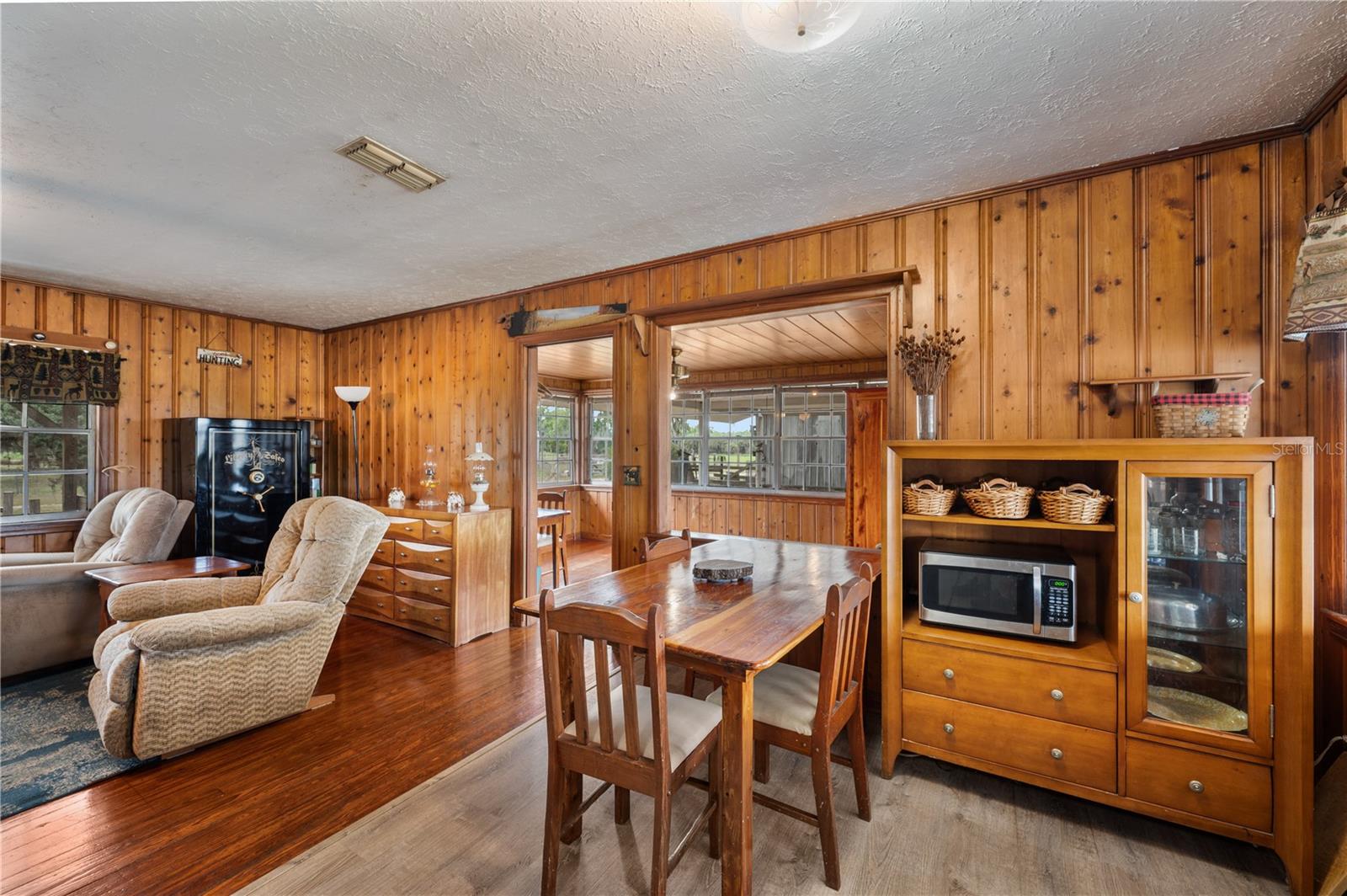 1616 MCGEE RD, PLANT CITY, FL, 33565