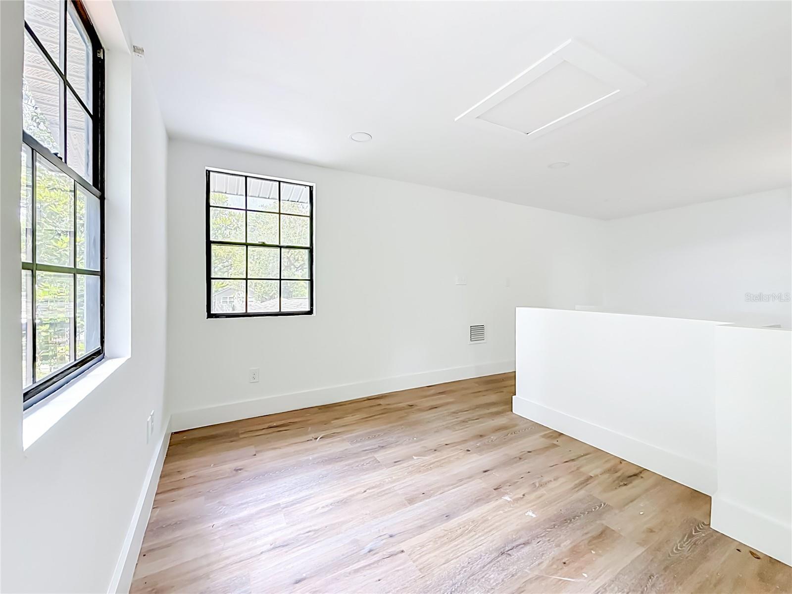 6705 N ELIZABETH ST, TAMPA, FL, 33604