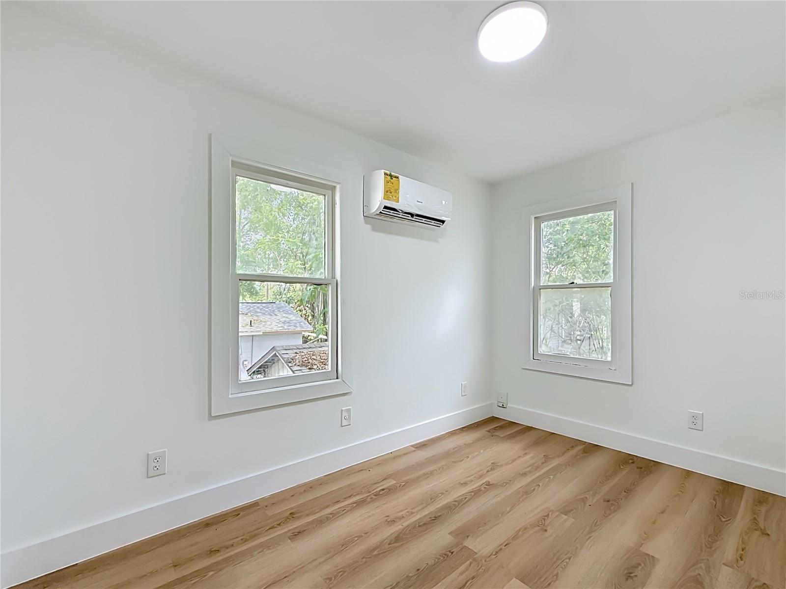 6705 N ELIZABETH ST, TAMPA, FL, 33604