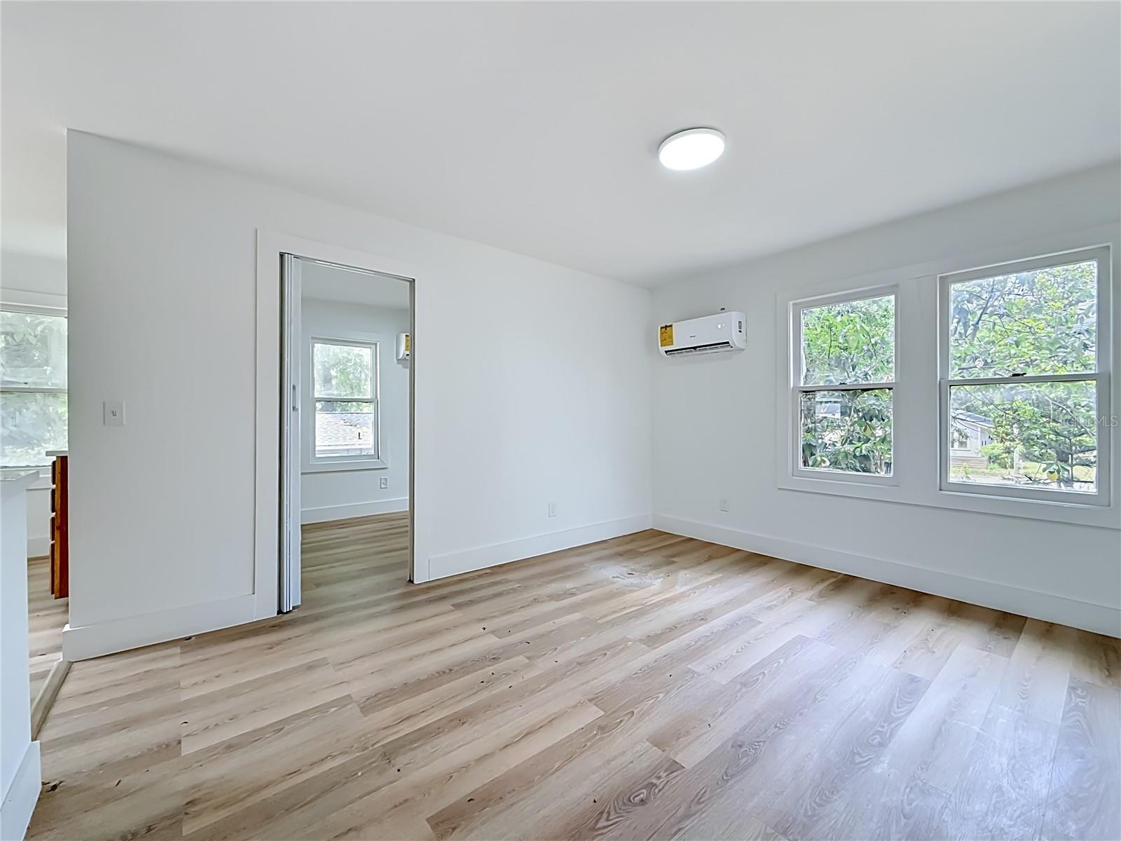 6705 N ELIZABETH ST, TAMPA, FL, 33604