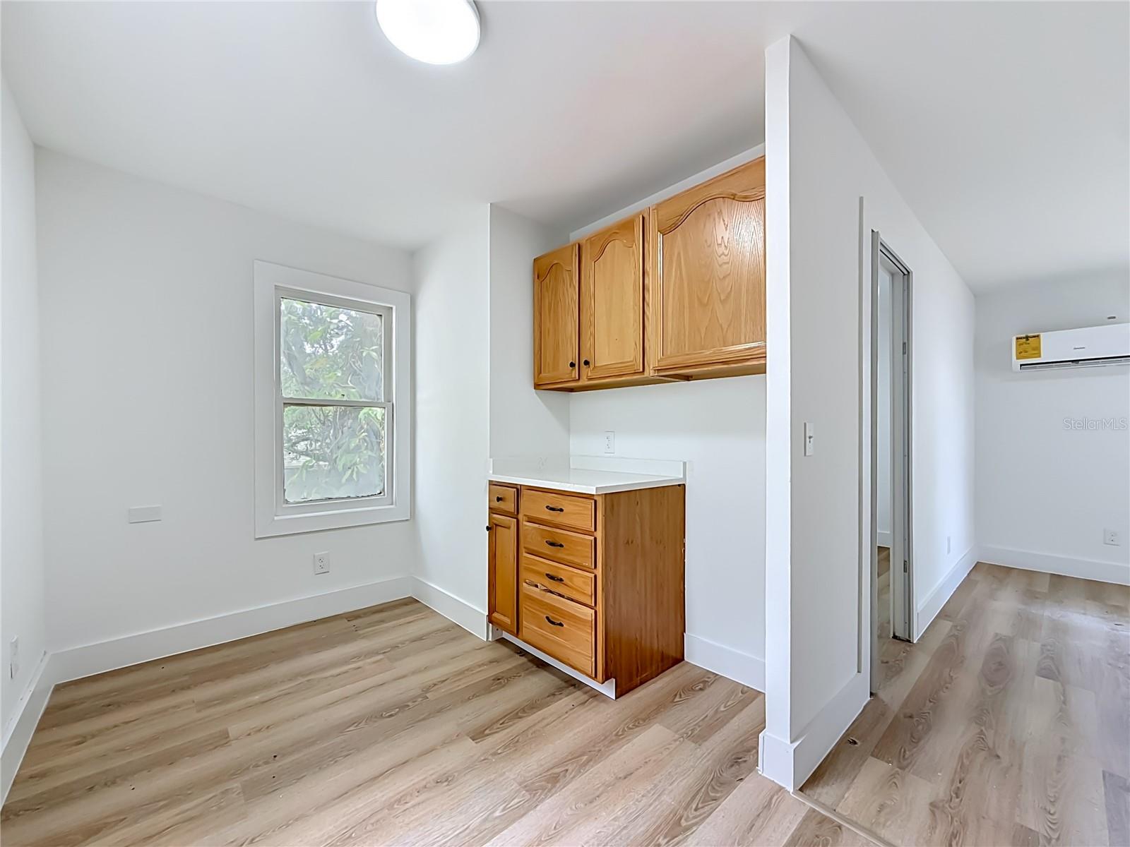 6705 N ELIZABETH ST, TAMPA, FL, 33604