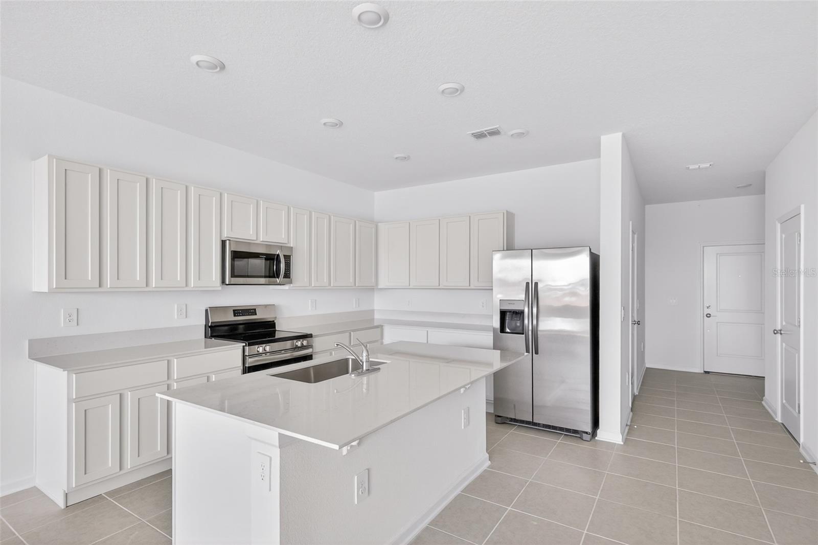 391 SOL VISTA DR, DUNDEE, FL, 33838