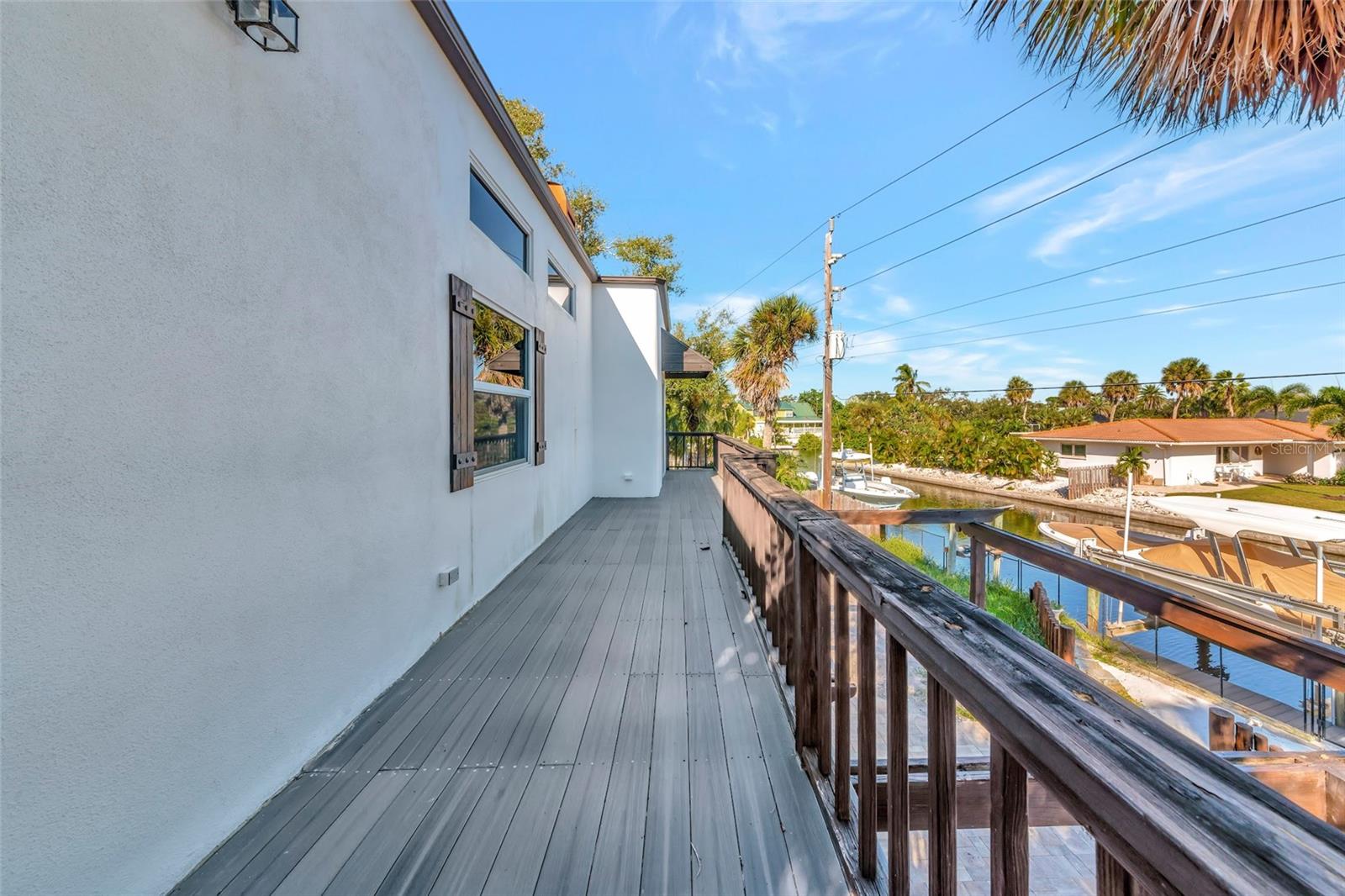 681 AVENIDA DE MAYO, SARASOTA, FL, 34242