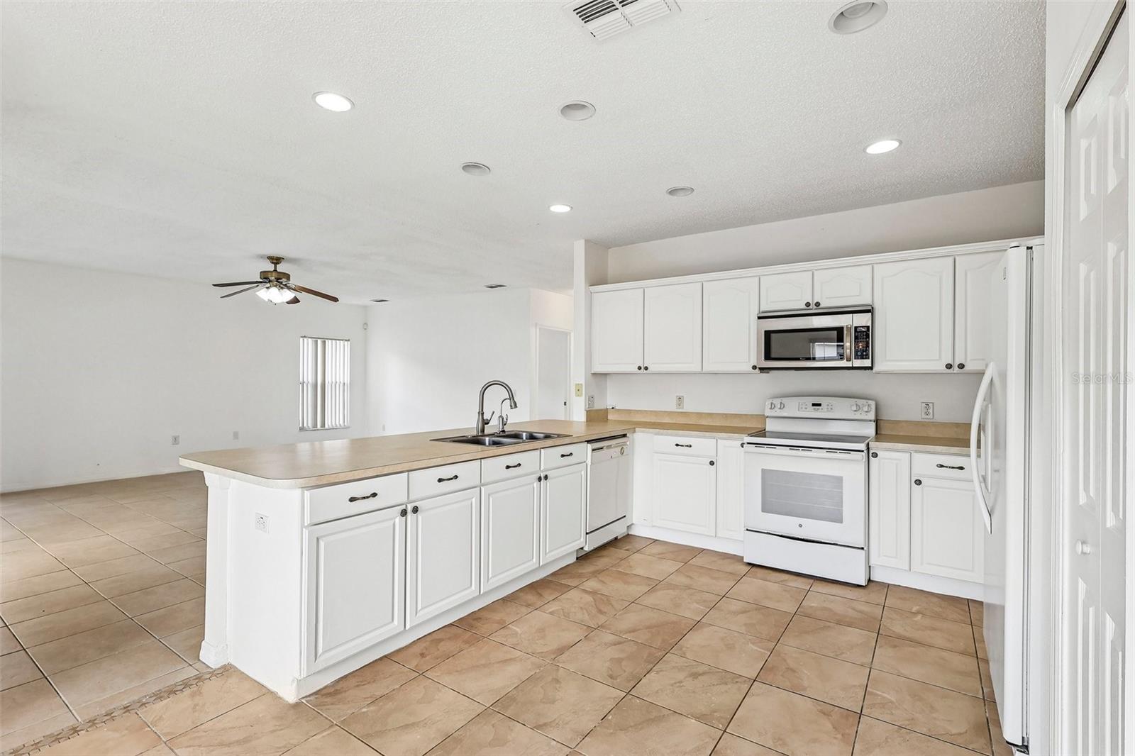 1107 JAMES WAY, POINCIANA, FL, 34759