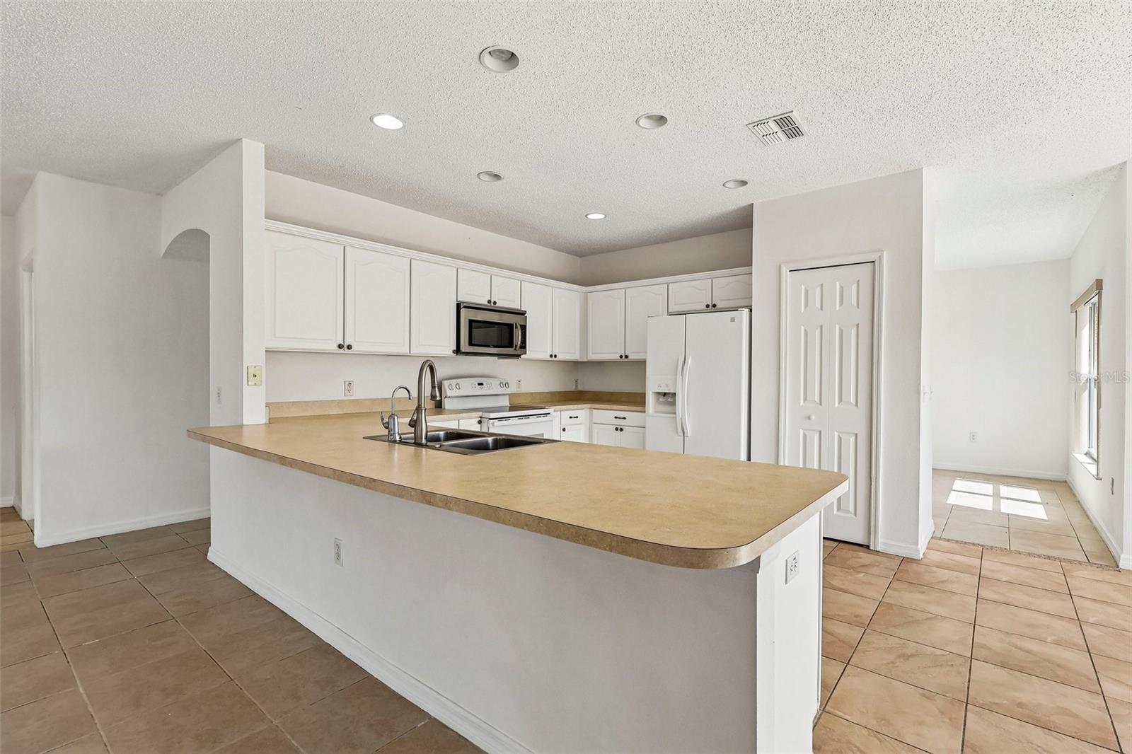 1107 JAMES WAY, POINCIANA, FL, 34759