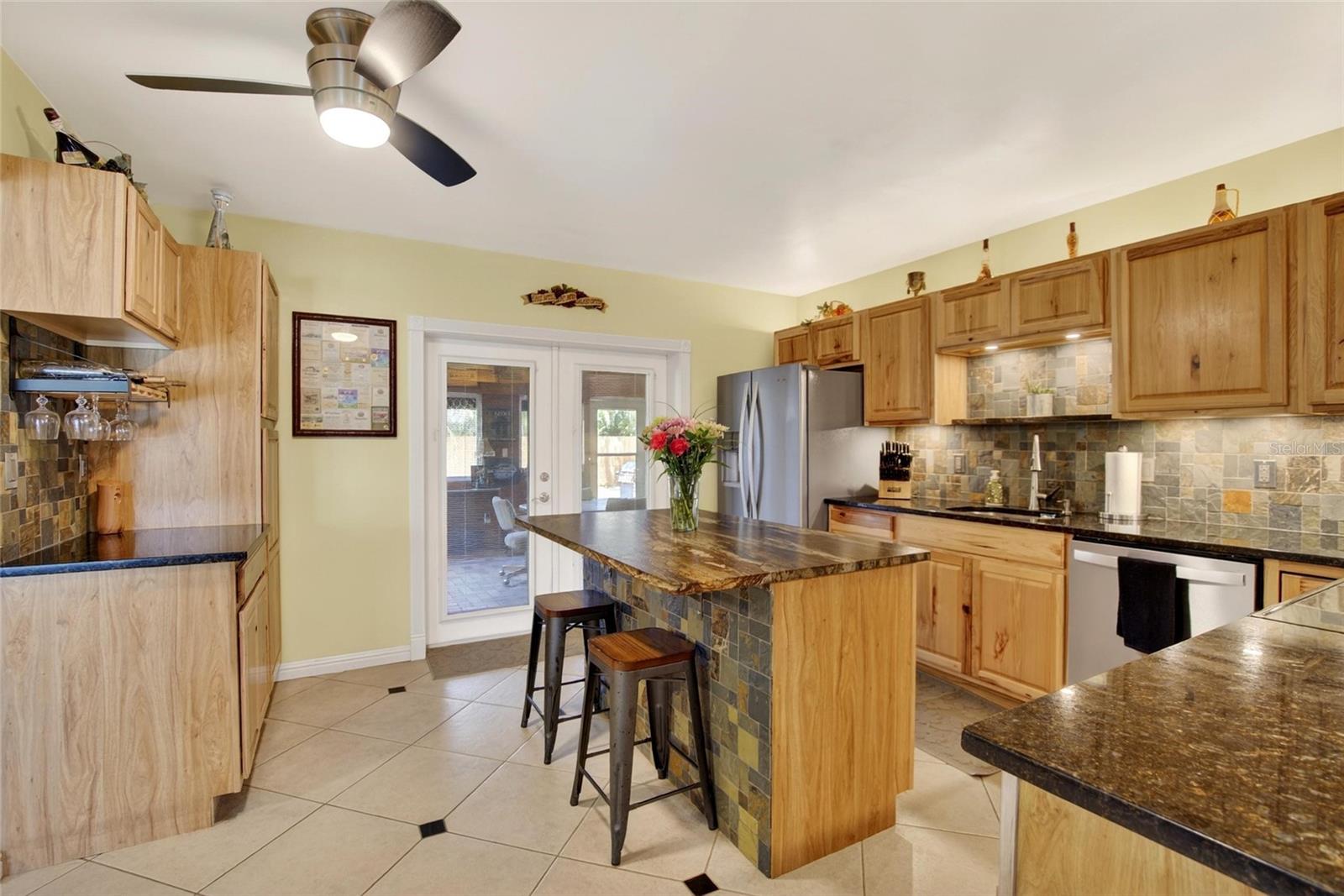 3779 BENSON AVE N, ST PETERSBURG, FL, 33713
