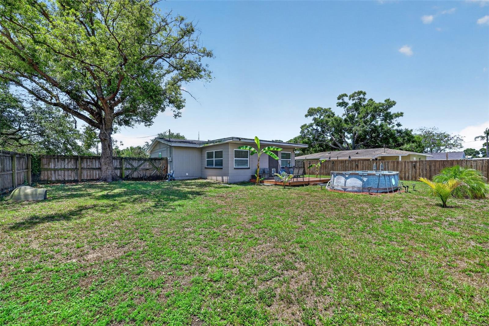 691 72ND AVE N, ST PETERSBURG, FL, 33702