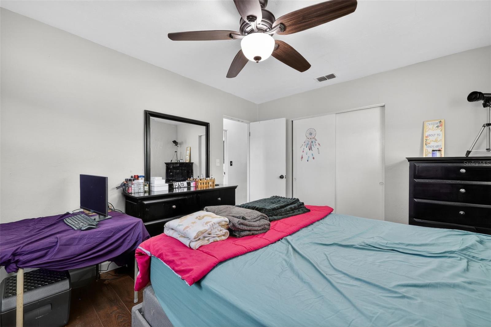 691 72ND AVE N, ST PETERSBURG, FL, 33702
