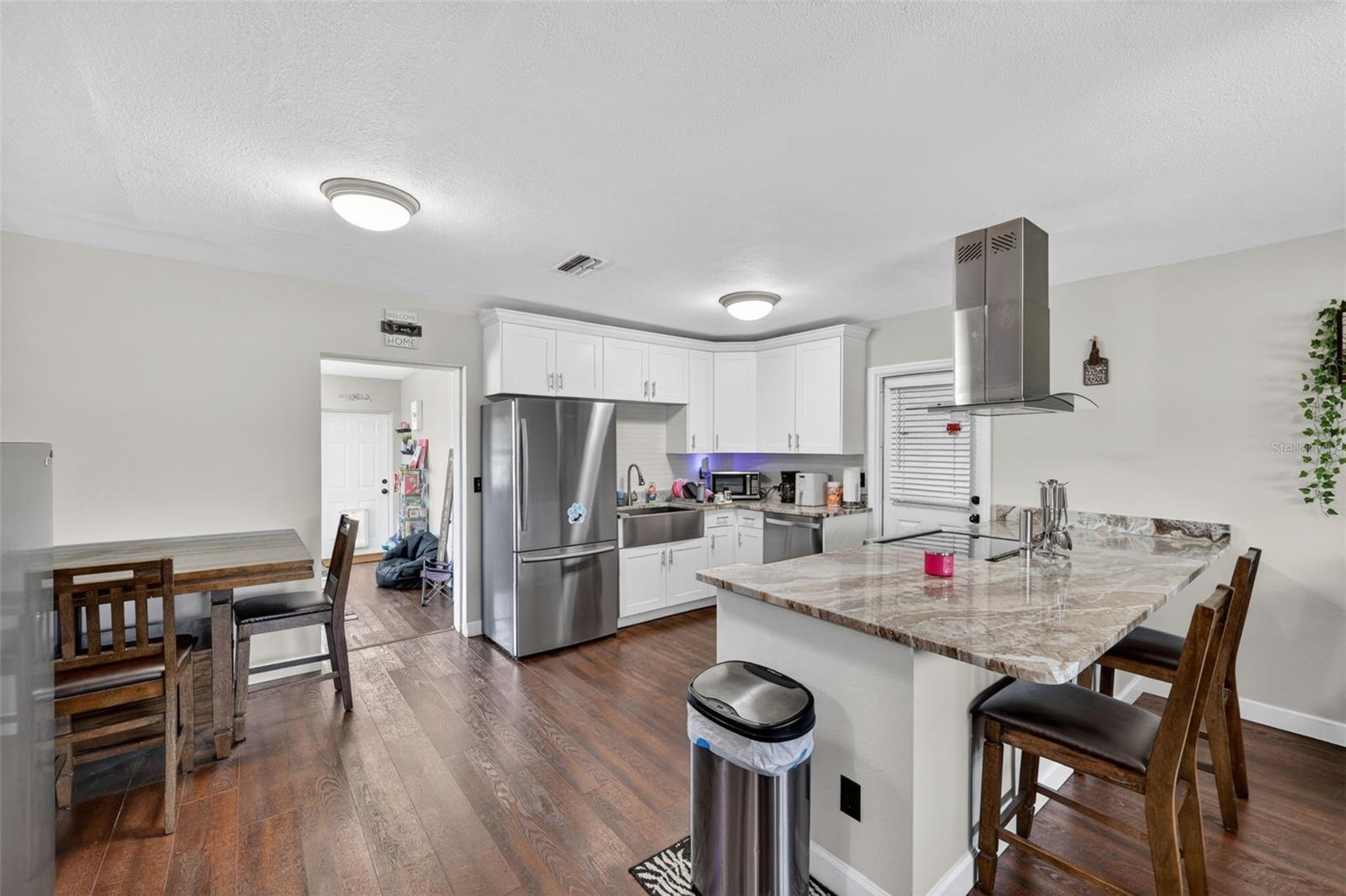 691 72ND AVE N, ST PETERSBURG, FL, 33702