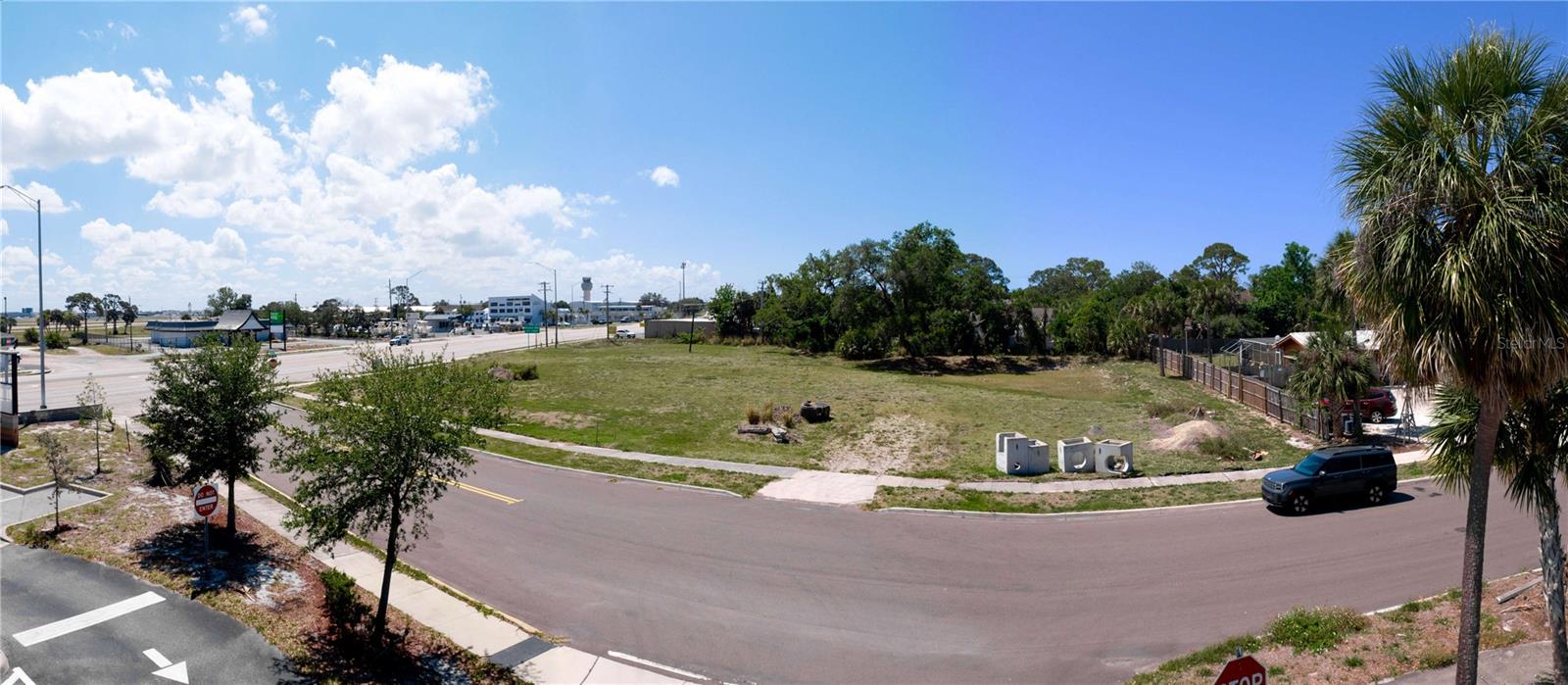 7972 N TAMIAMI TRL, SARASOTA, FL, 34243