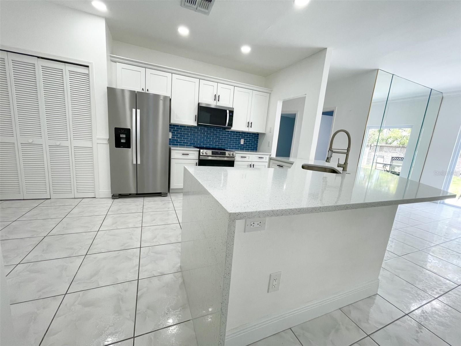2869 FALLING TREE CIR, ORLANDO, FL, 32837