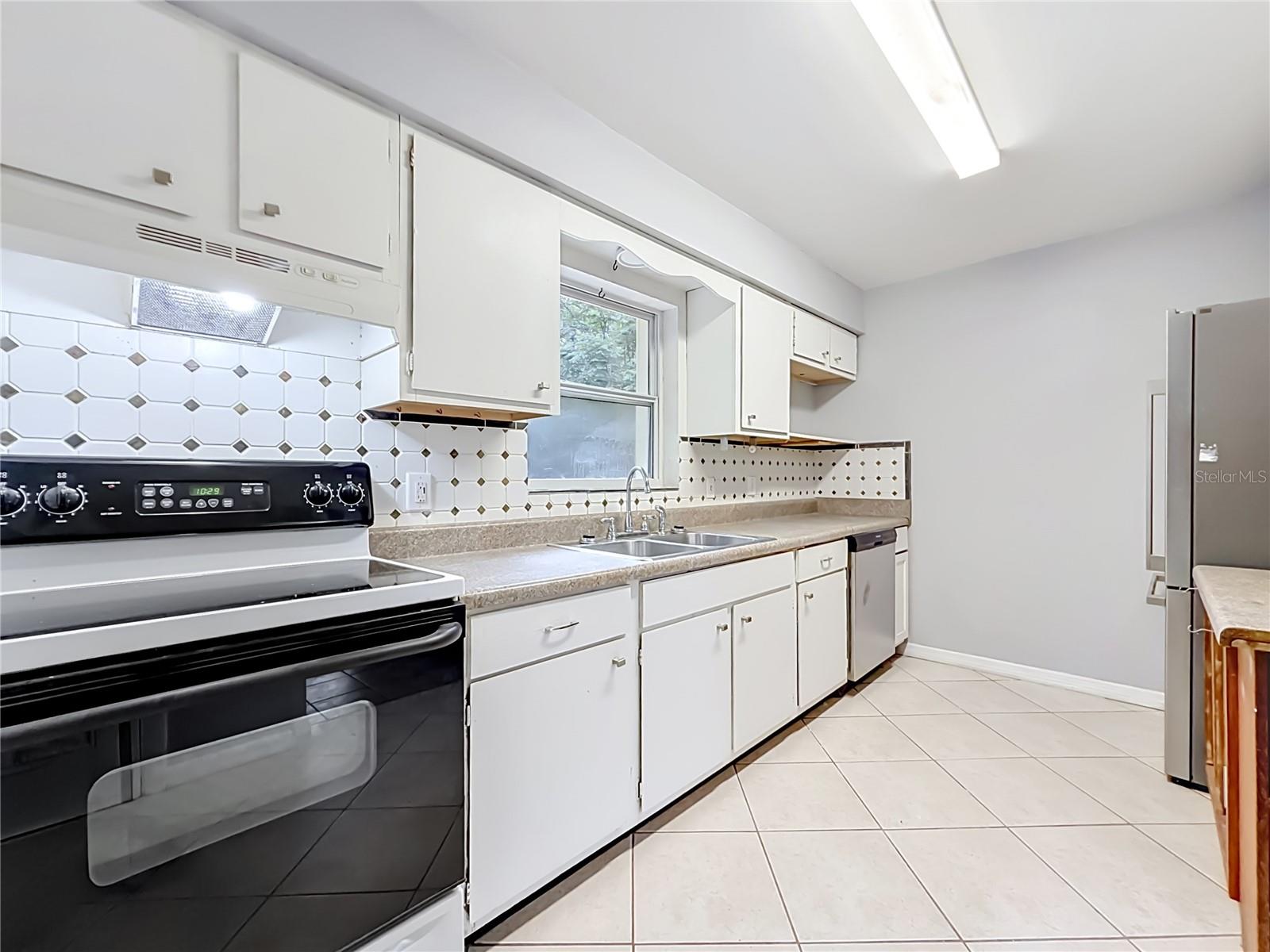 10 S WADSWORTH AVE, BEVERLY HILLS, FL, 34465