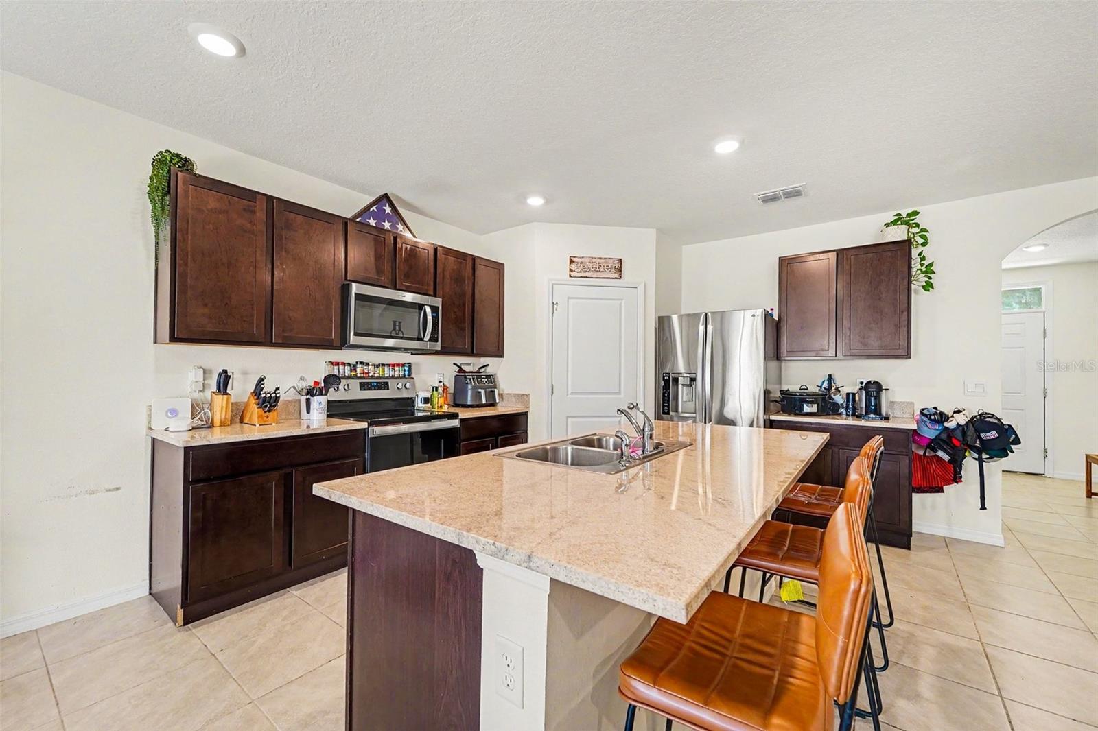 33567 HAMILTON HILL LN, WESLEY CHAPEL, FL, 33545