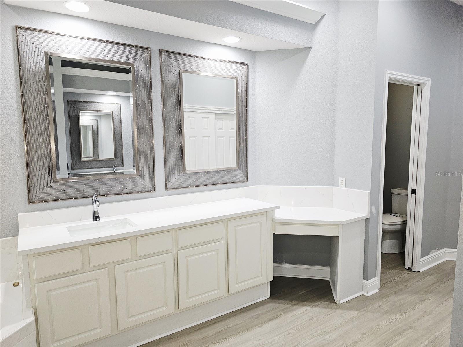 774 PLANTERS MANOR WAY, BRADENTON, FL, 34212