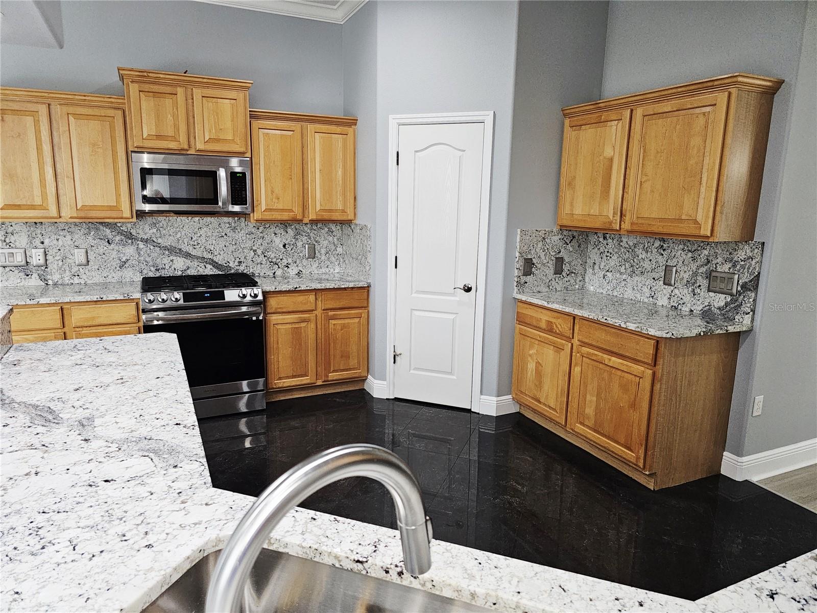 774 PLANTERS MANOR WAY, BRADENTON, FL, 34212