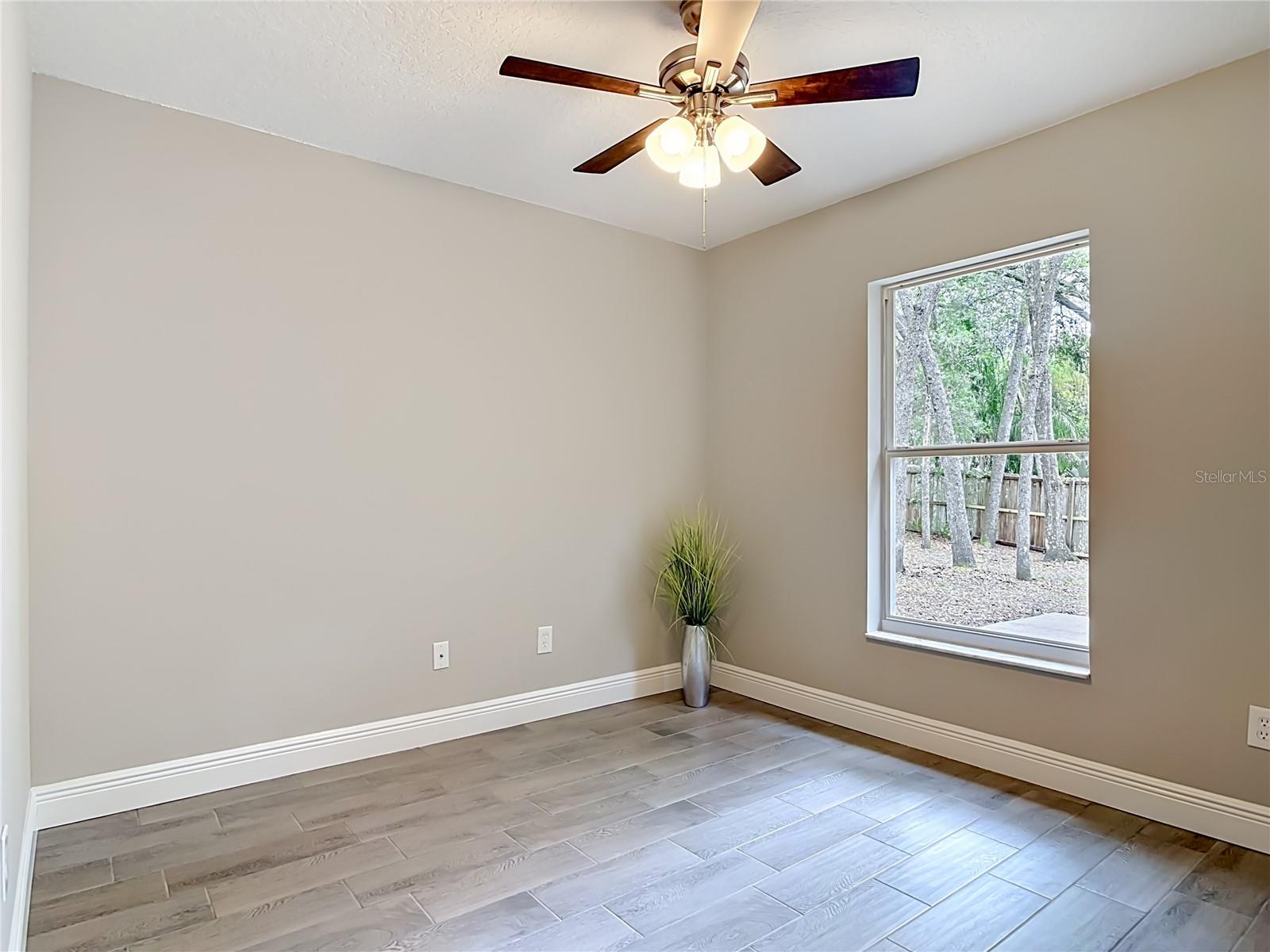 1490 BROADWAY AVE, ORANGE CITY, FL, 32763