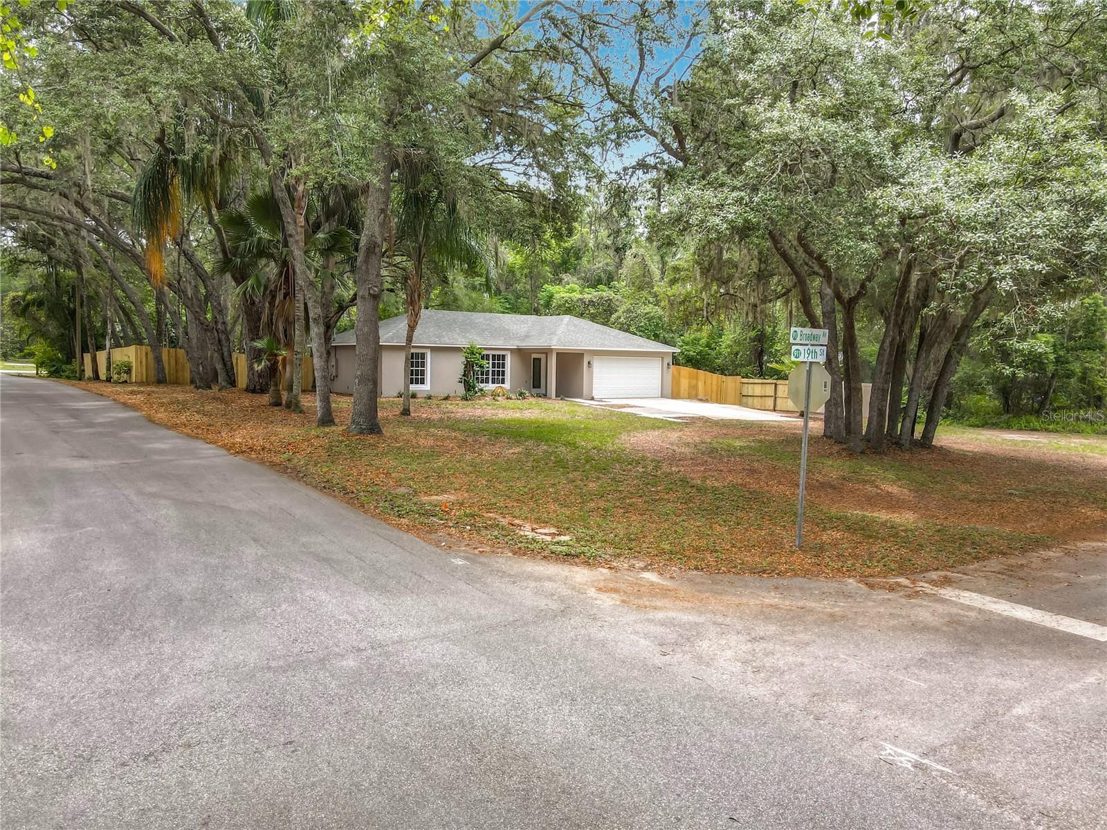 1490 BROADWAY AVE, ORANGE CITY, FL, 32763