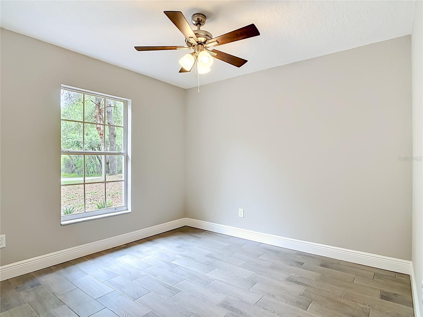 1490 BROADWAY AVE, ORANGE CITY, FL, 32763