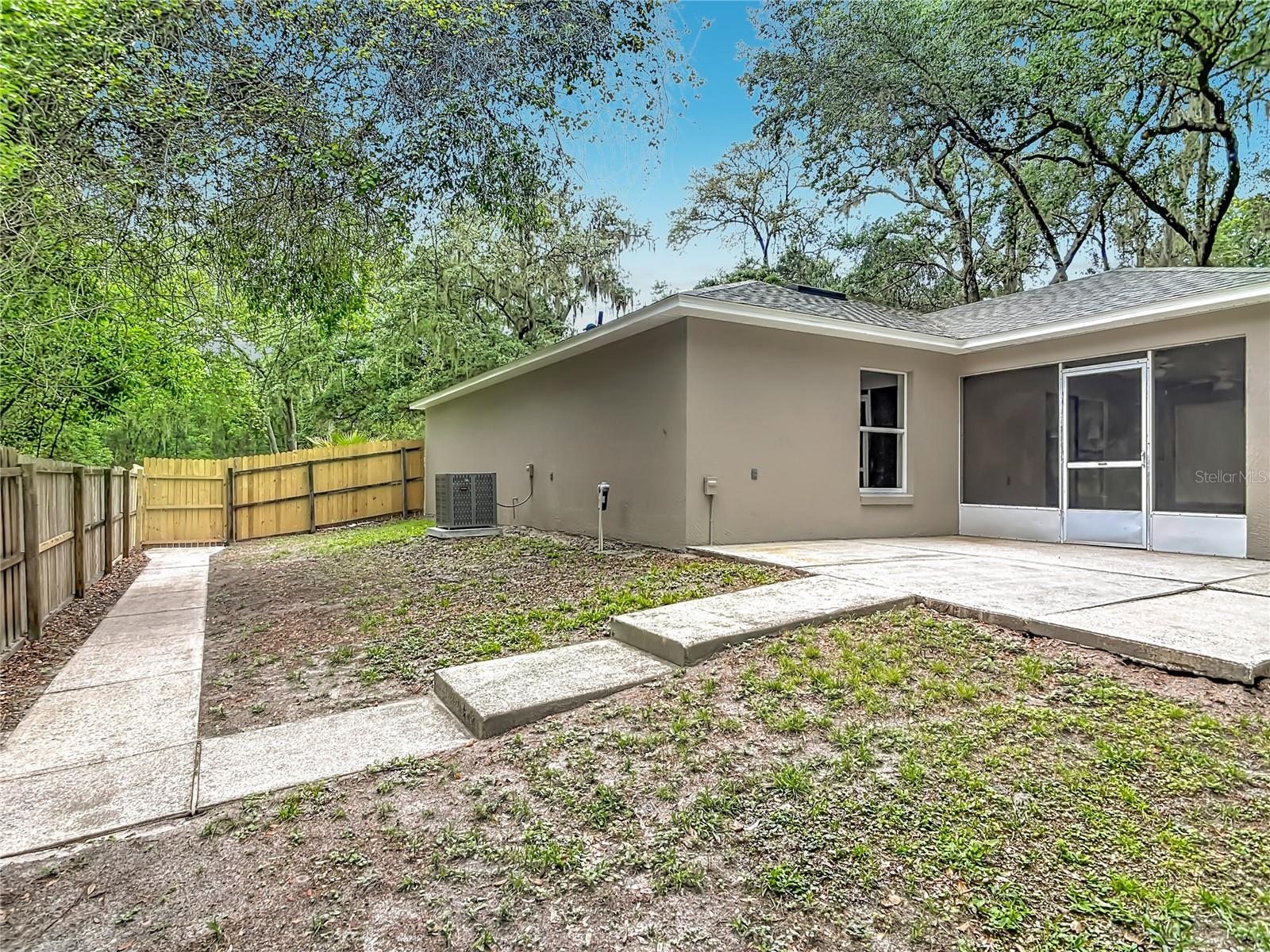 1490 BROADWAY AVE, ORANGE CITY, FL, 32763