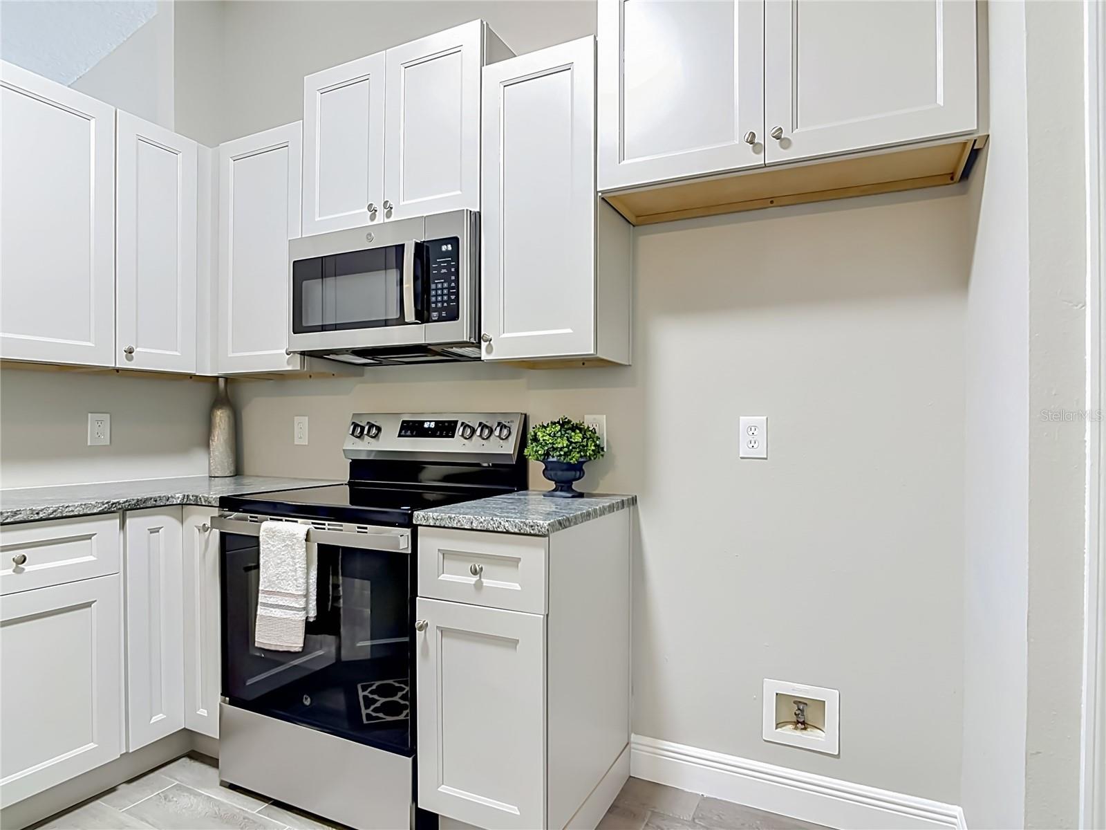 1490 BROADWAY AVE, ORANGE CITY, FL, 32763