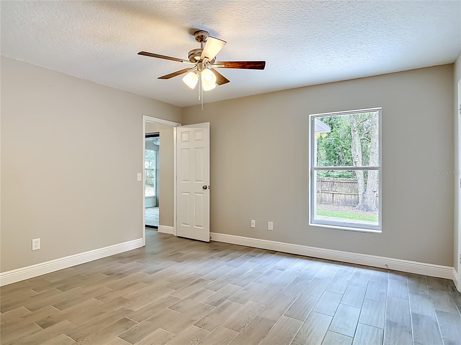1490 BROADWAY AVE, ORANGE CITY, FL, 32763