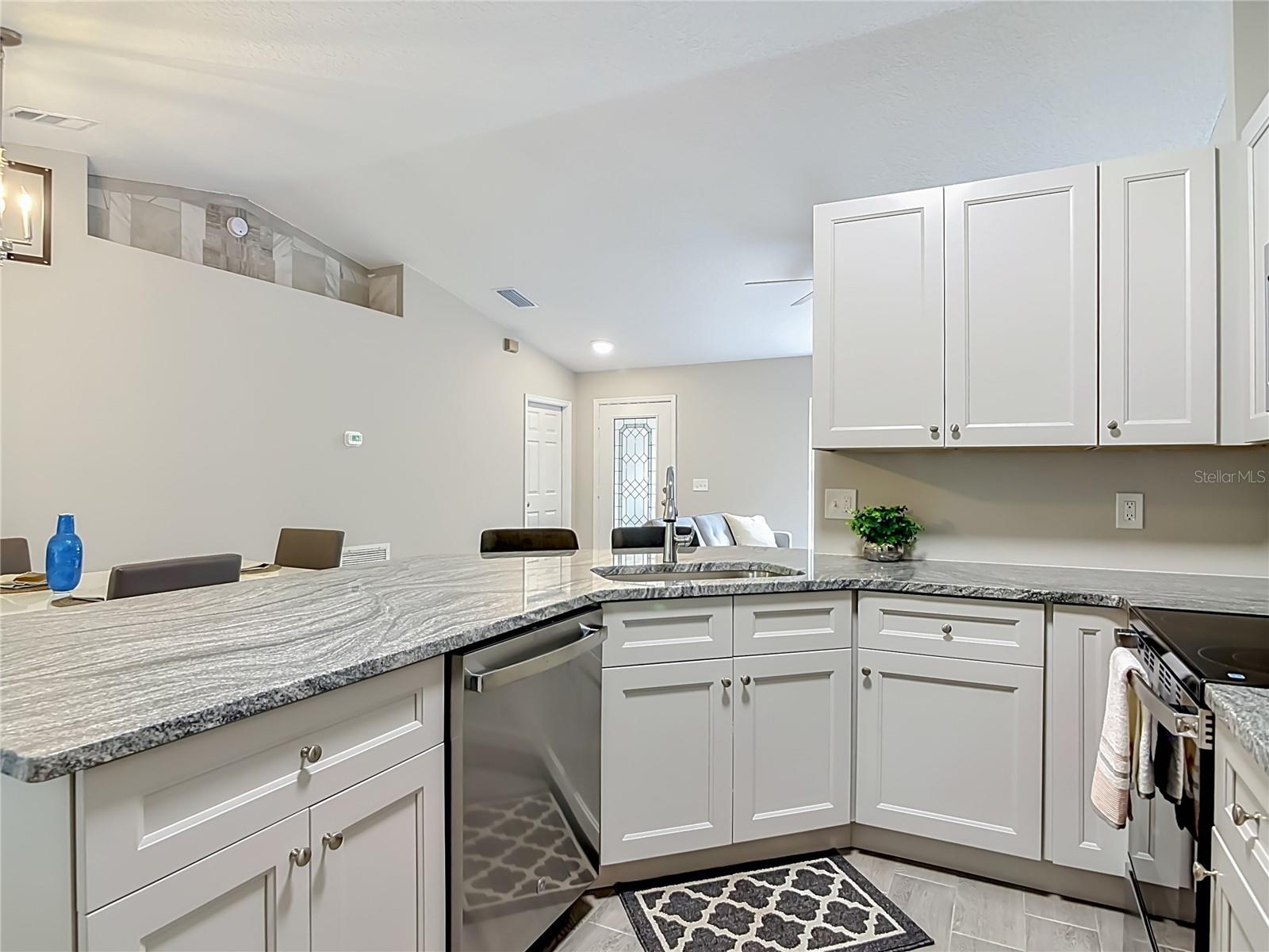 1490 BROADWAY AVE, ORANGE CITY, FL, 32763