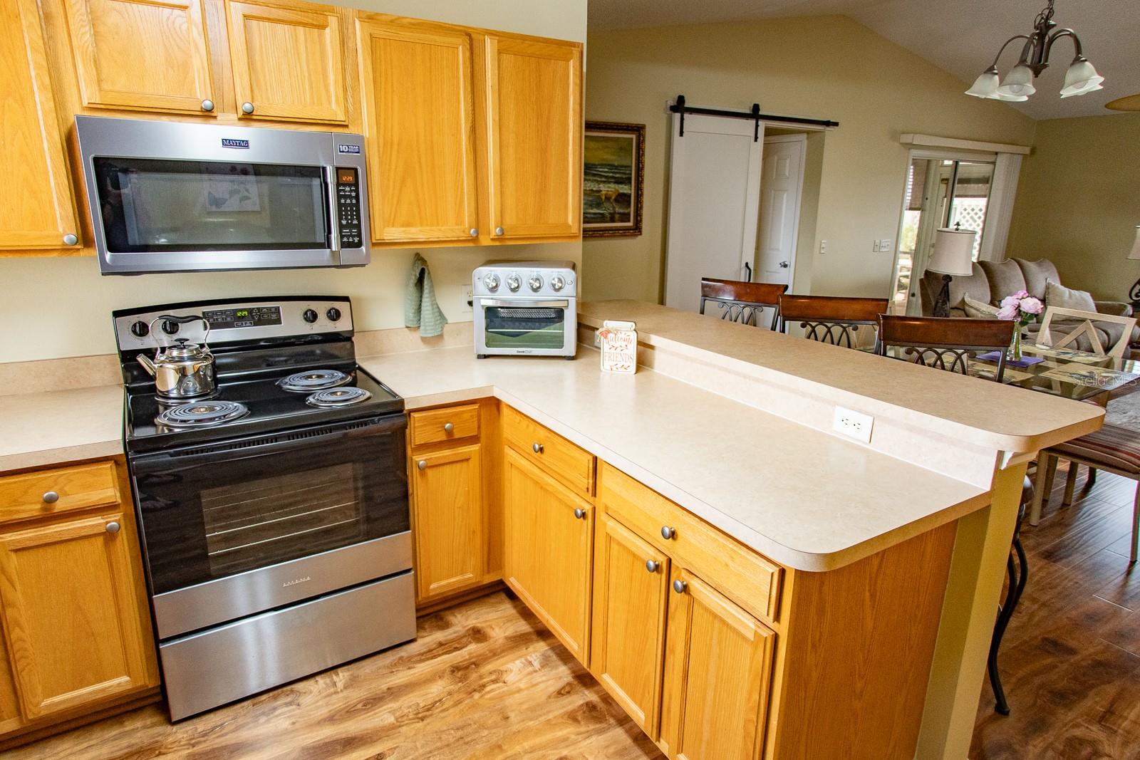 2633 ENGLISH IVY CIR, THE VILLAGES, FL, 32162
