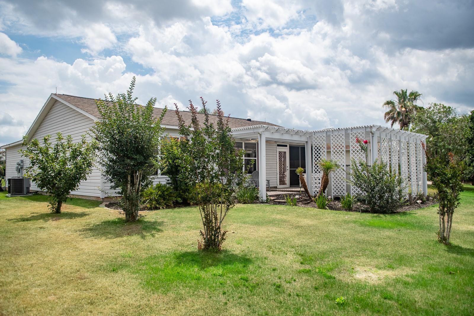 2633 ENGLISH IVY CIR, THE VILLAGES, FL, 32162